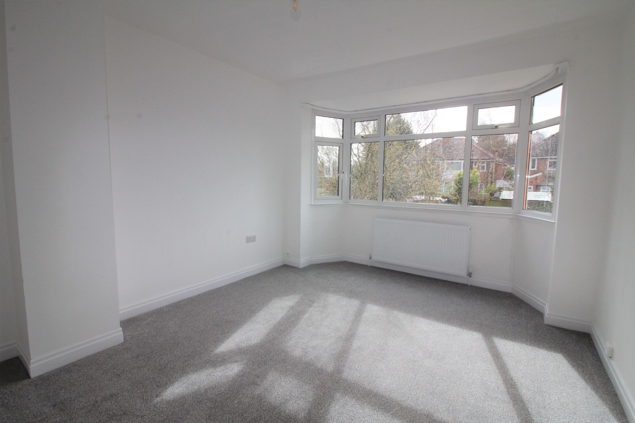 3 bedroom semi-detached house To Let in Birmingham - Photograph 11.