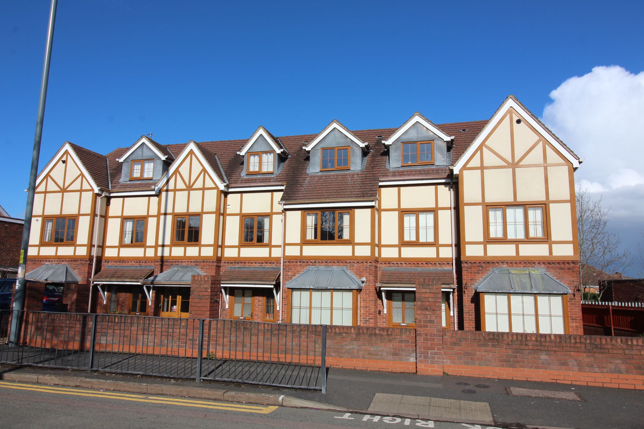 2 bedroom apartment flat/apartment Let Agreed in Birmingham - Photograph 10.
