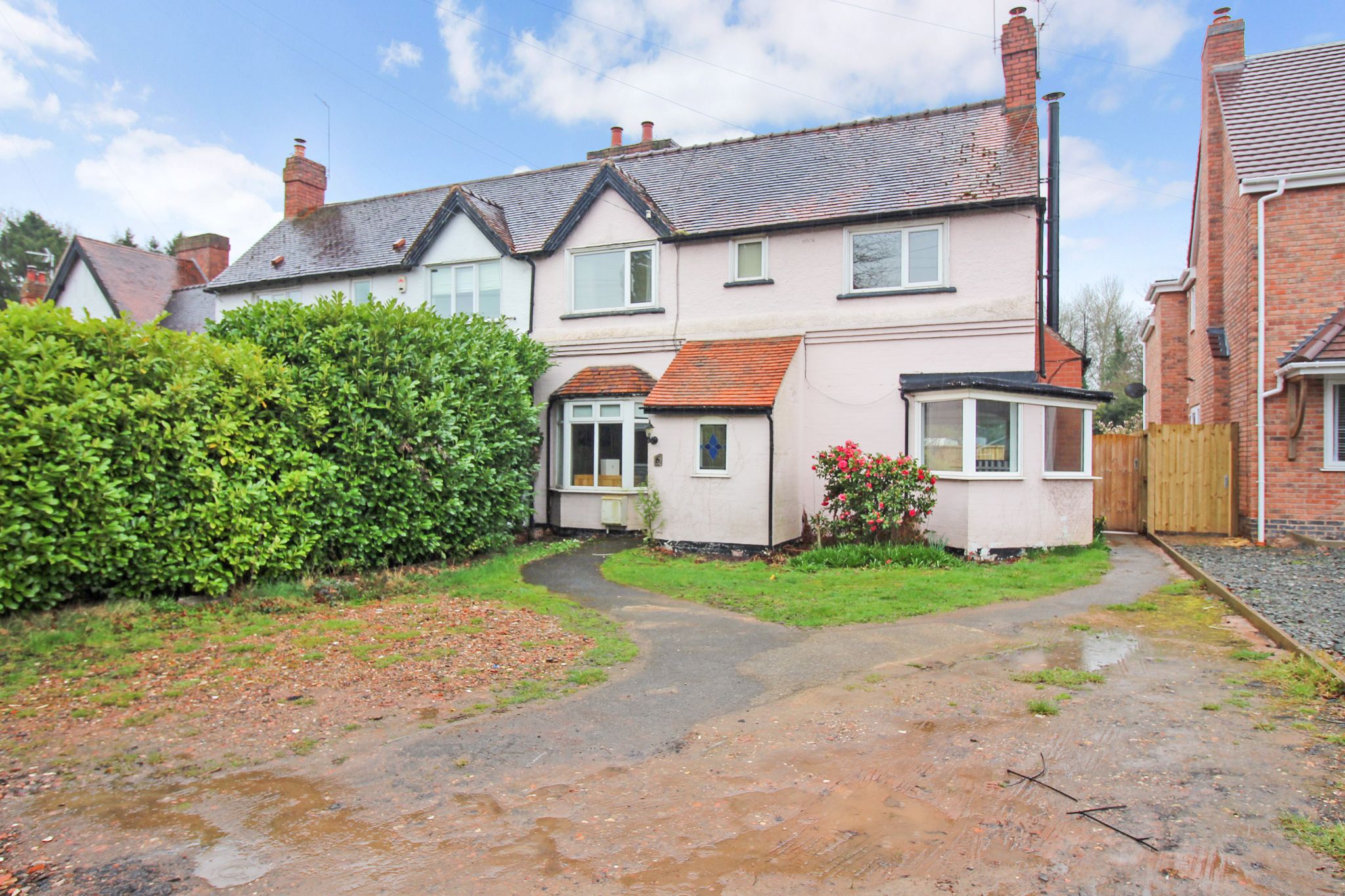4 bedroom semi-detached house SSTC in Solihull - Photograph 1.