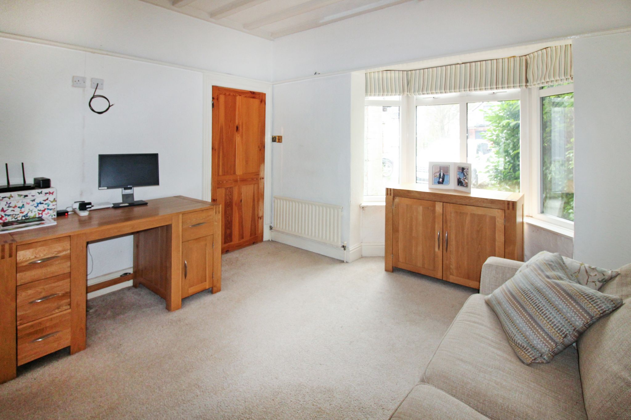 4 bedroom semi-detached house SSTC in Solihull - Photograph 6.