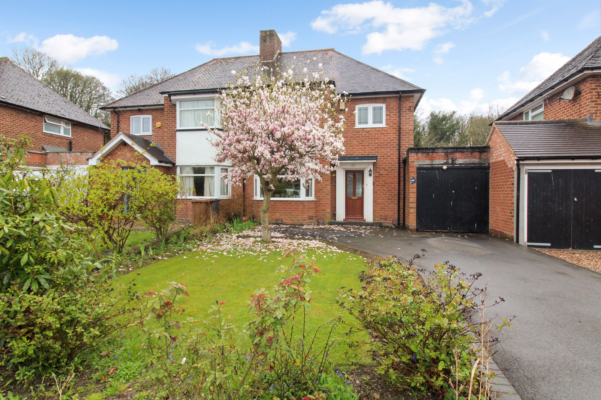 3 bedroom semi-detached house SSTC in Solihull - Photograph 1.