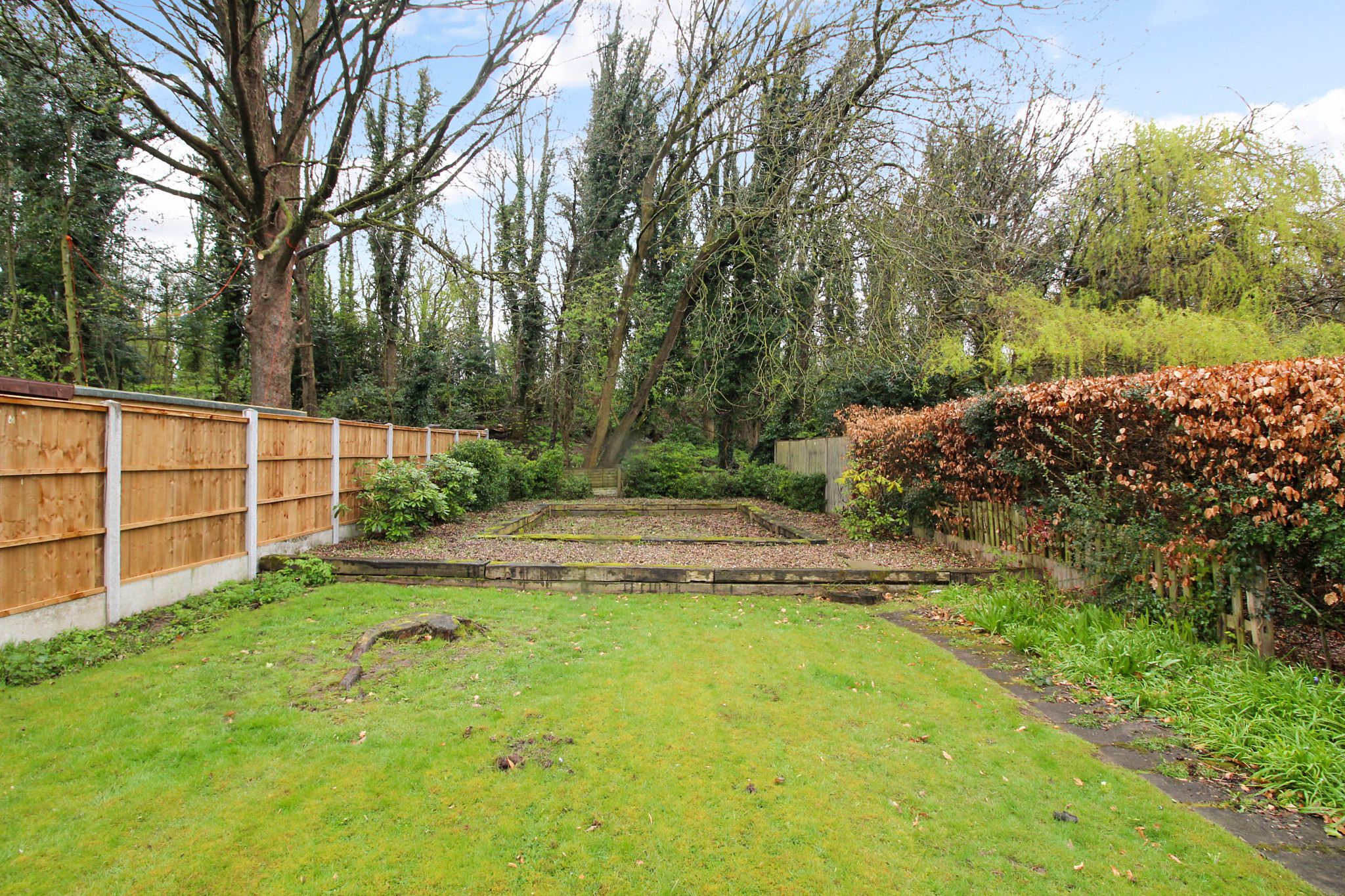 3 bedroom semi-detached house SSTC in Solihull - Photograph 3.