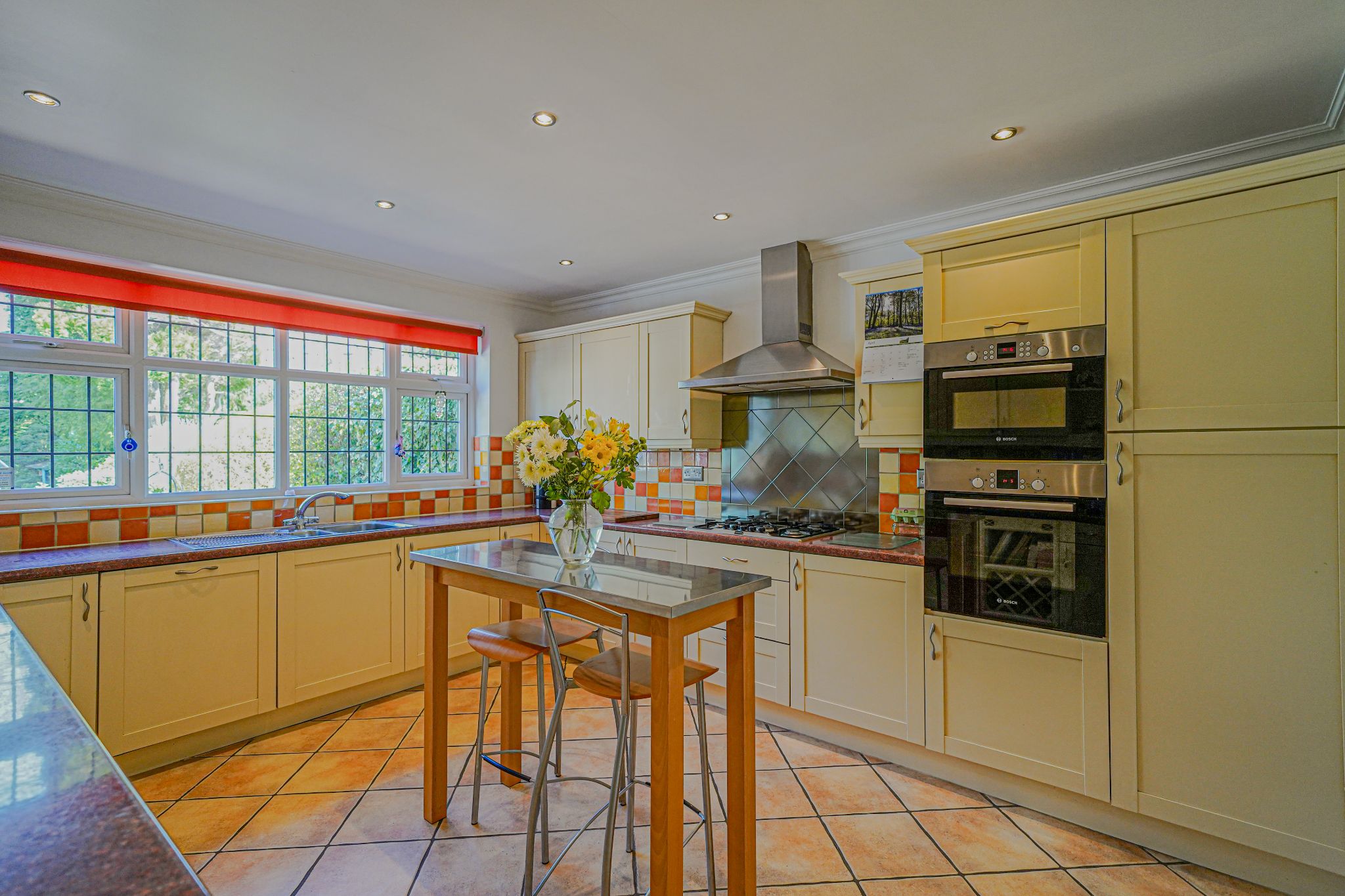 4 bedroom detached house SSTC in Solihull - Photograph 8.