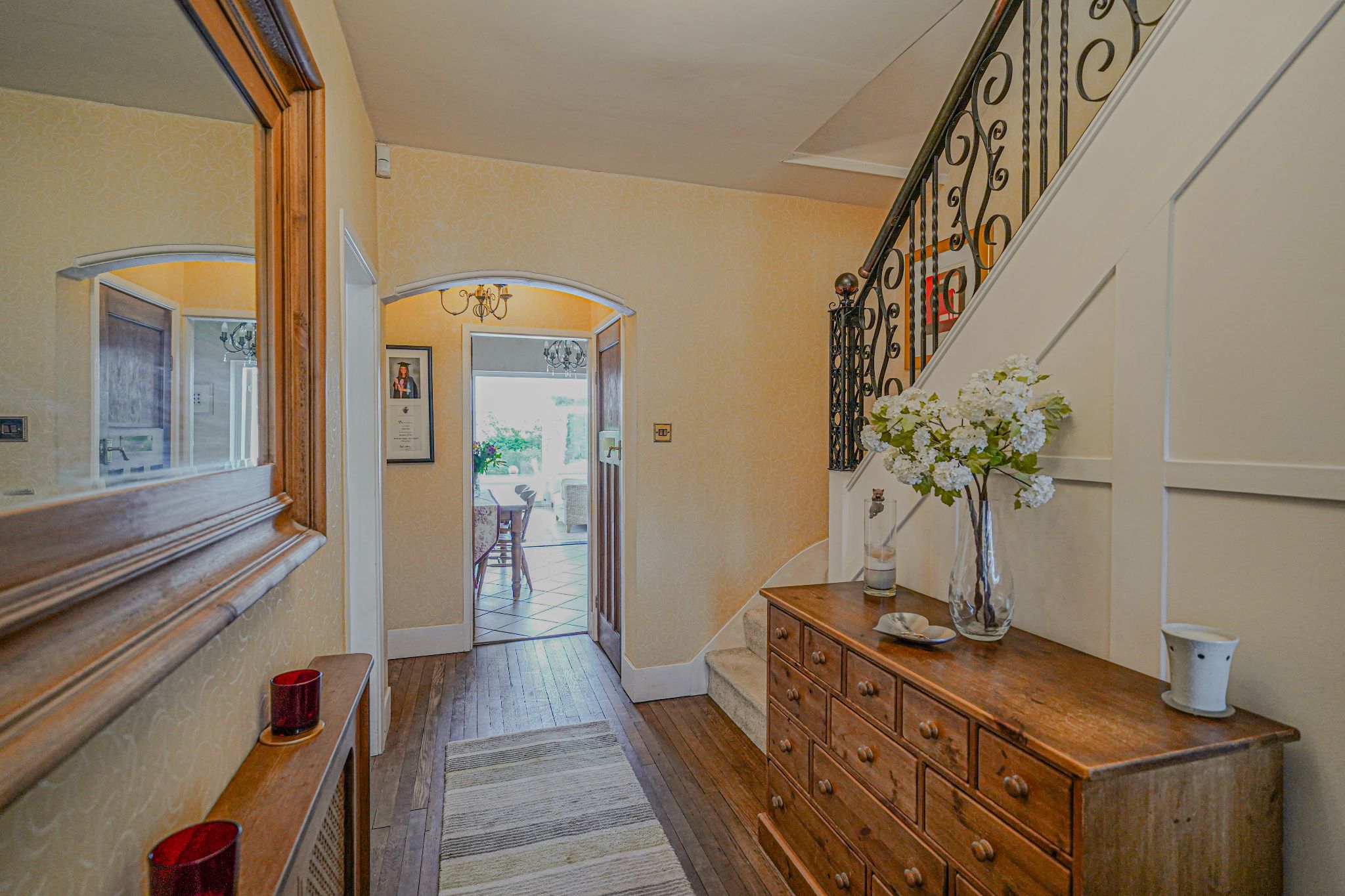 4 bedroom detached house SSTC in Solihull - Photograph 2.