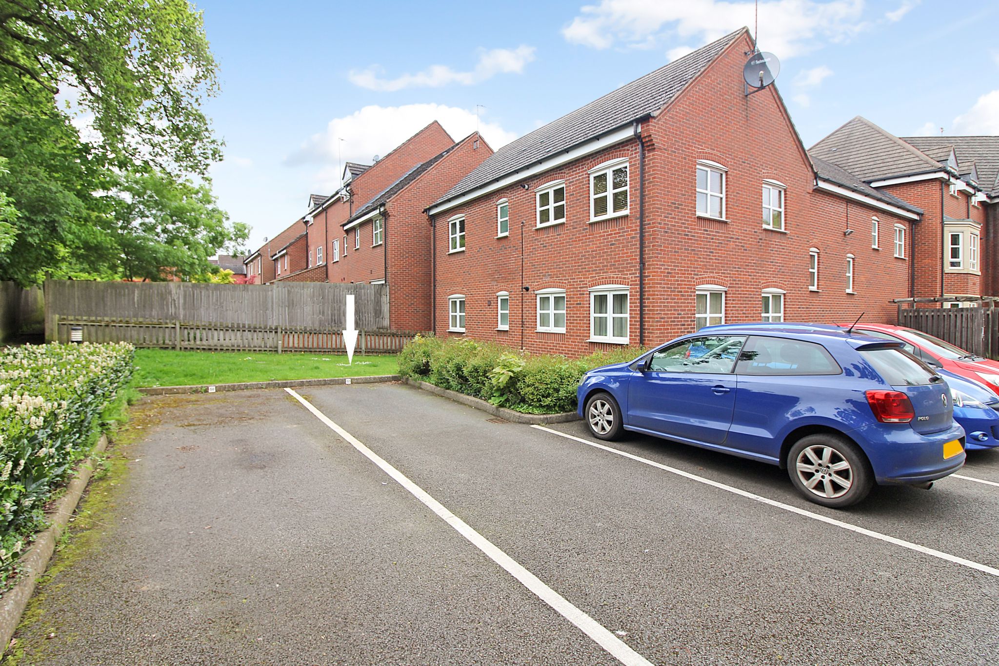 2 bedroom apartment flat/apartment SSTC in Solihull - Photograph 14.