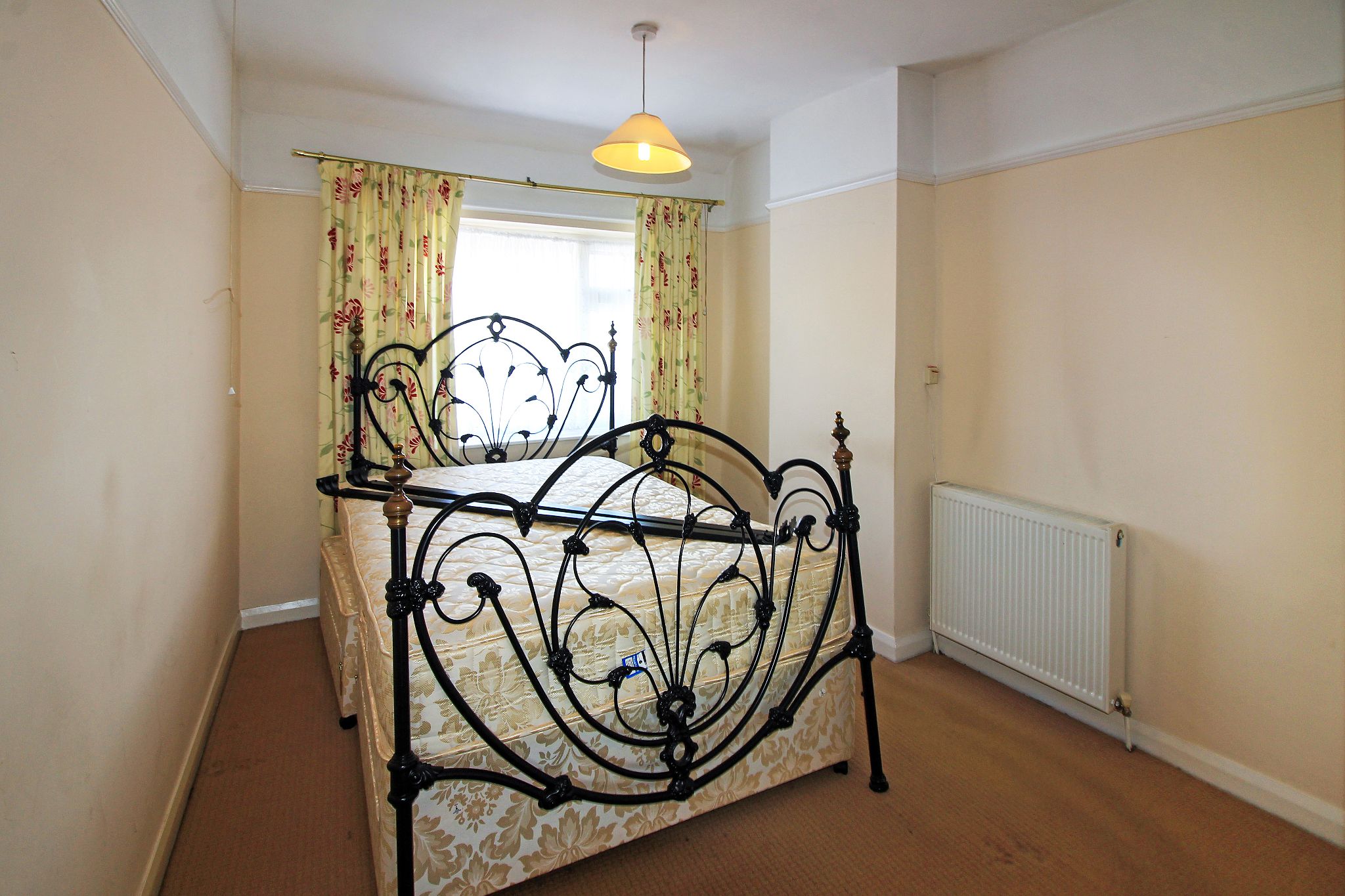 3 bedroom semi-detached house SSTC in Solihull - Photograph 10.