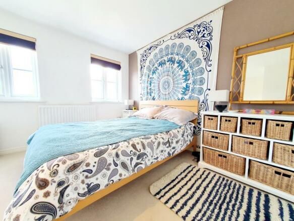 2 bedroom apartment flat/apartment SSTC in Solihull - Photograph 6.