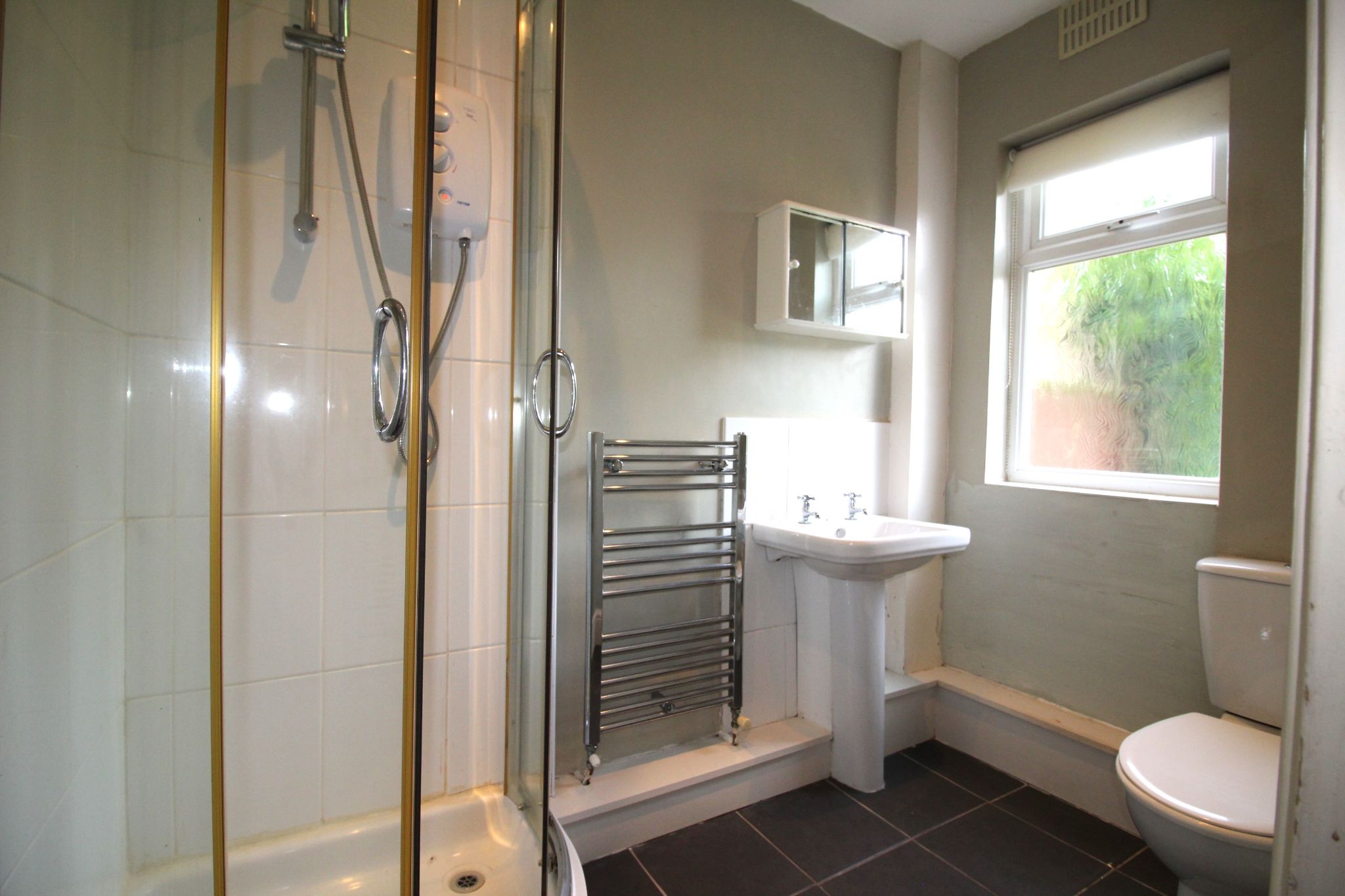 3 bedroom end terraced house SSTC in Birmingham - Photograph 6.