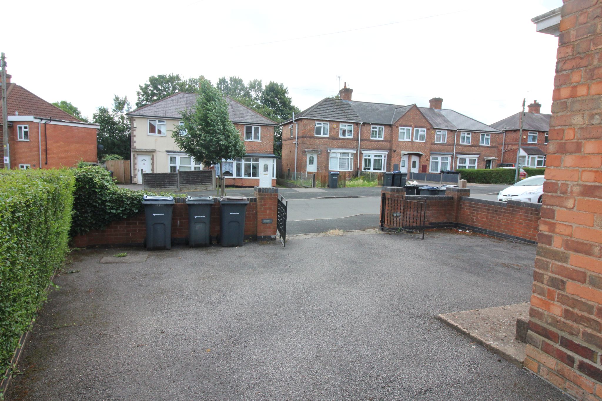 3 bedroom end terraced house SSTC in Birmingham - Photograph 12.
