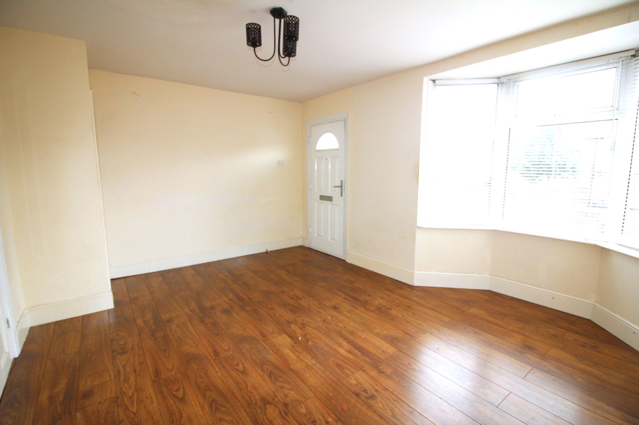 3 bedroom end terraced house SSTC in Birmingham - Photograph 3.