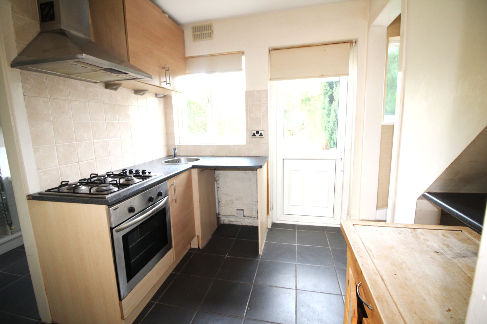 3 bedroom end terraced house SSTC in Birmingham - Photograph 4.