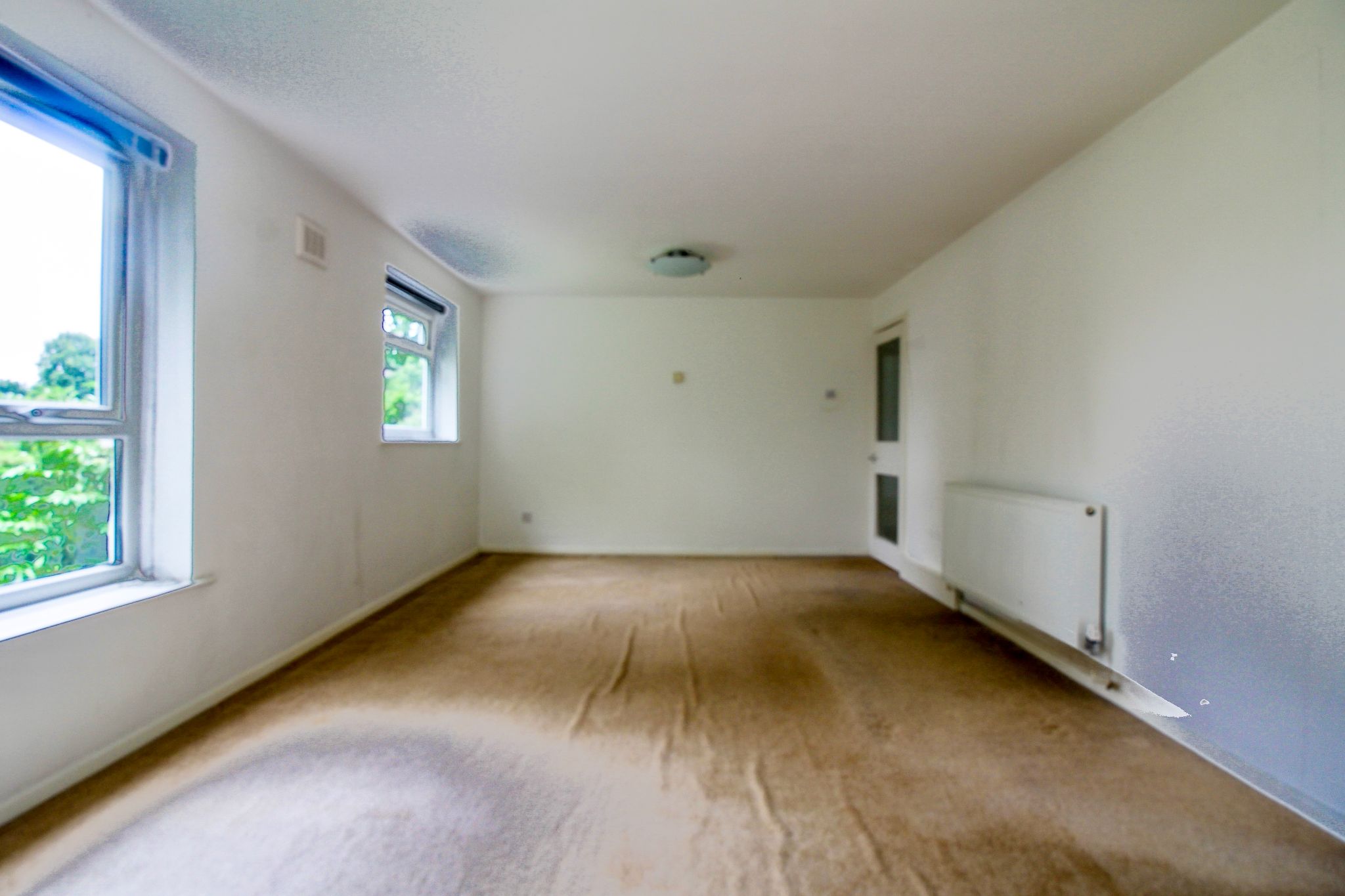 2 bedroom apartment flat/apartment SSTC in Solihull - Photograph 2.