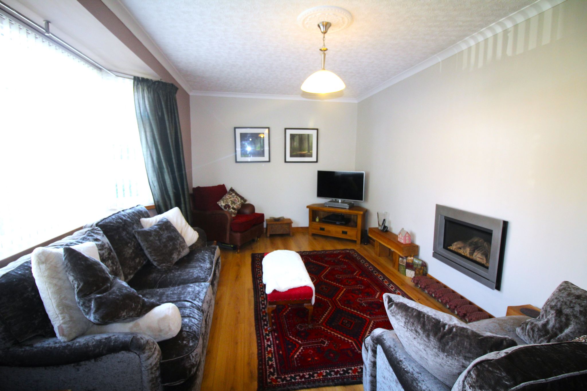 3 bedroom semi-detached house SSTC in Solihull - Photograph 5.