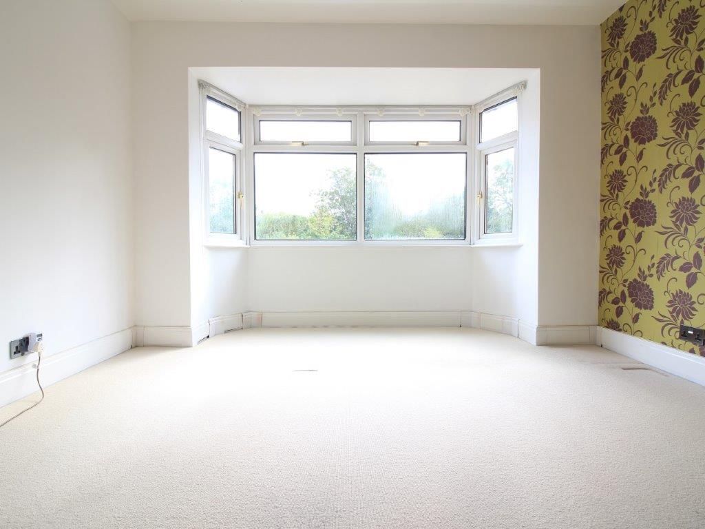 3 bedroom semi-detached house SSTC in Solihull - Photograph 11.