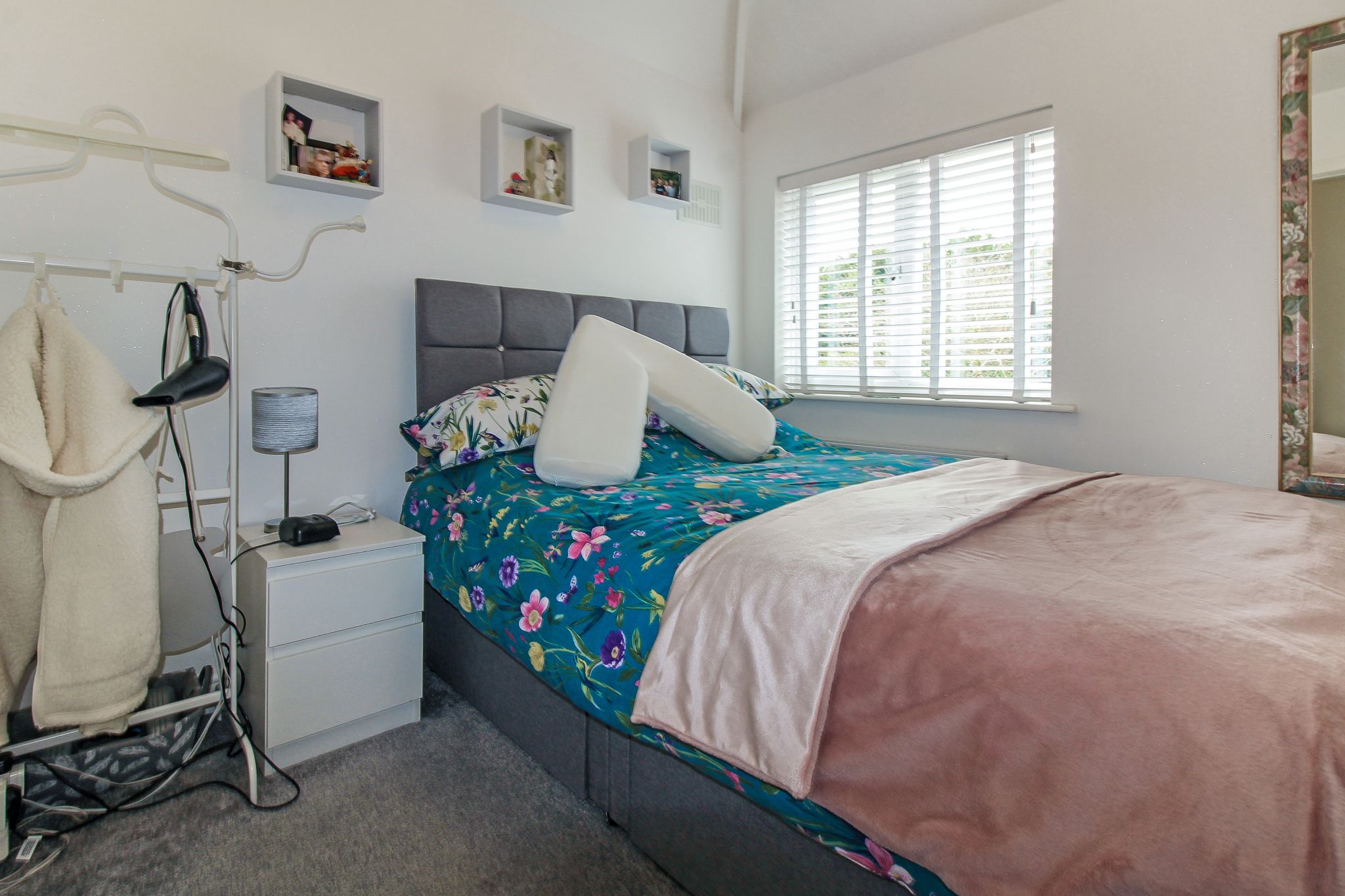 3 bedroom semi-detached house SSTC in Solihull - Photograph 10.