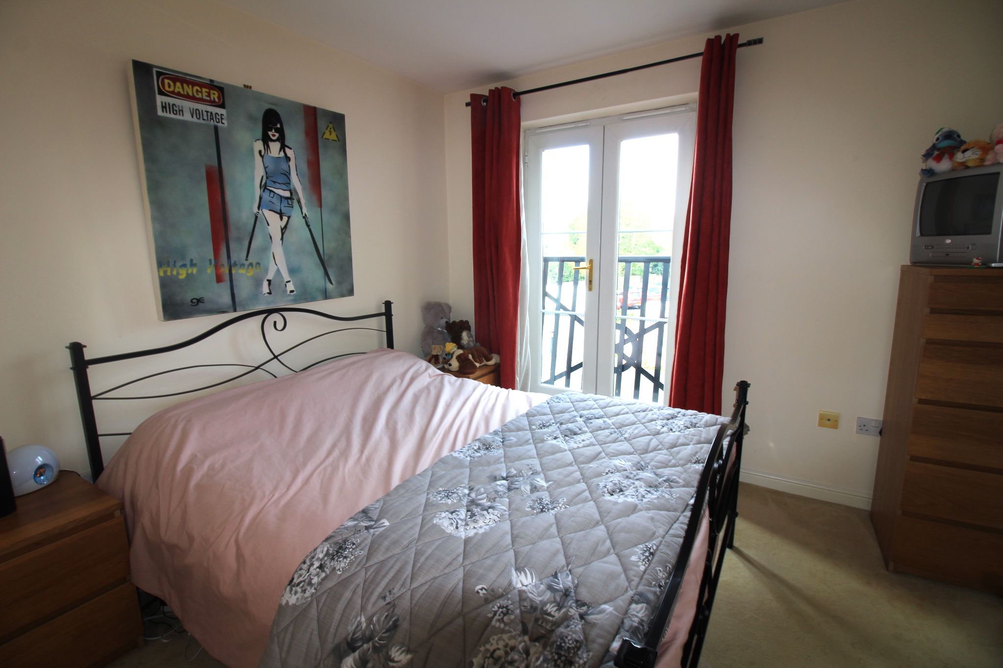 2 bedroom apartment flat/apartment SSTC in Solihull - Photograph 5.