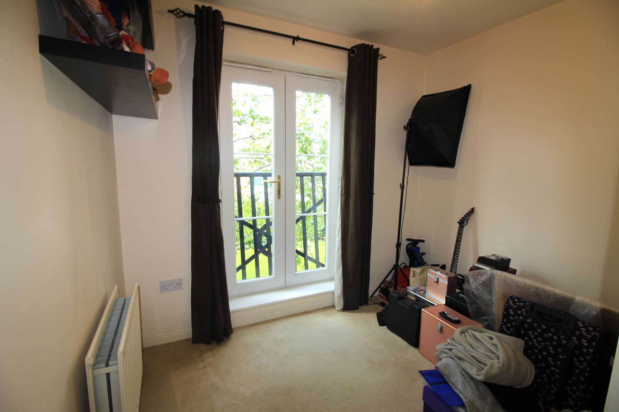 2 bedroom apartment flat/apartment SSTC in Solihull - Photograph 8.