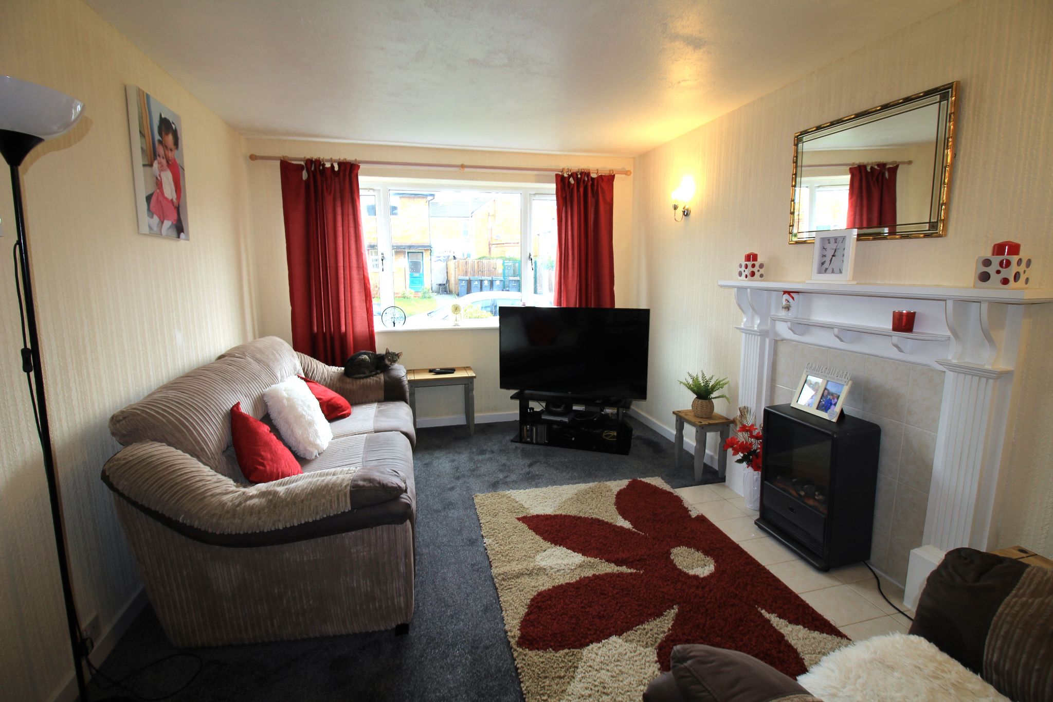 2 bedroom apartment flat/apartment SSTC in Birmingham - Photograph 2.