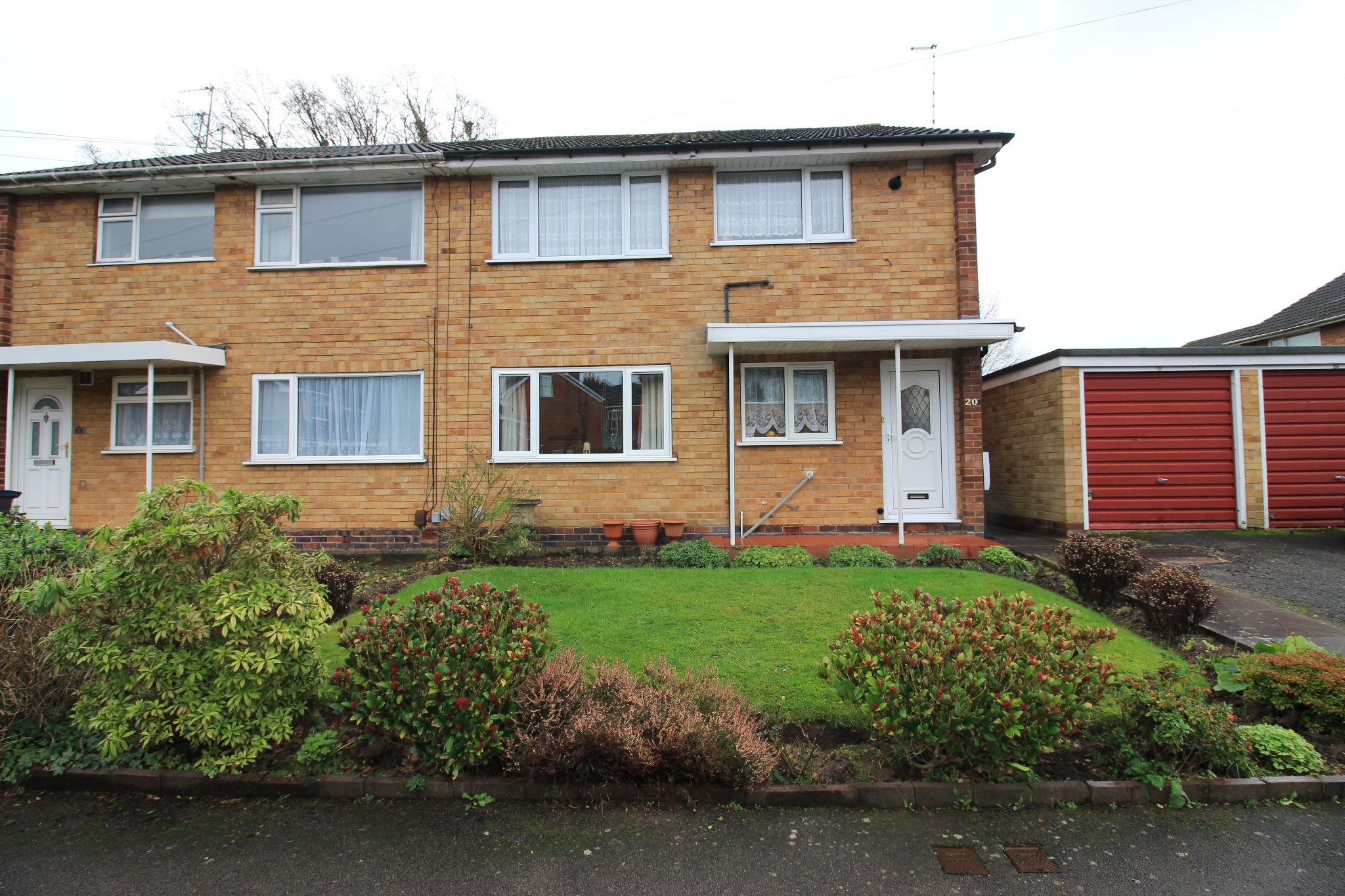 2 bedroom apartment flat/apartment SSTC in Birmingham - Photograph 1.
