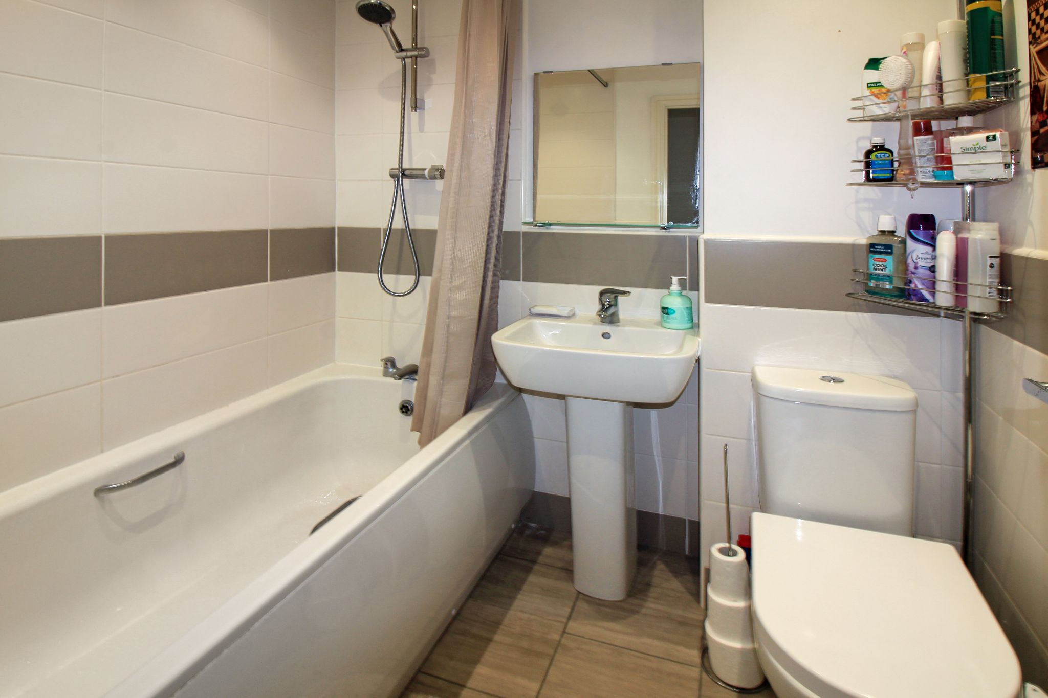 2 bedroom mid terraced house SSTC in Birmingham - Photograph 6.