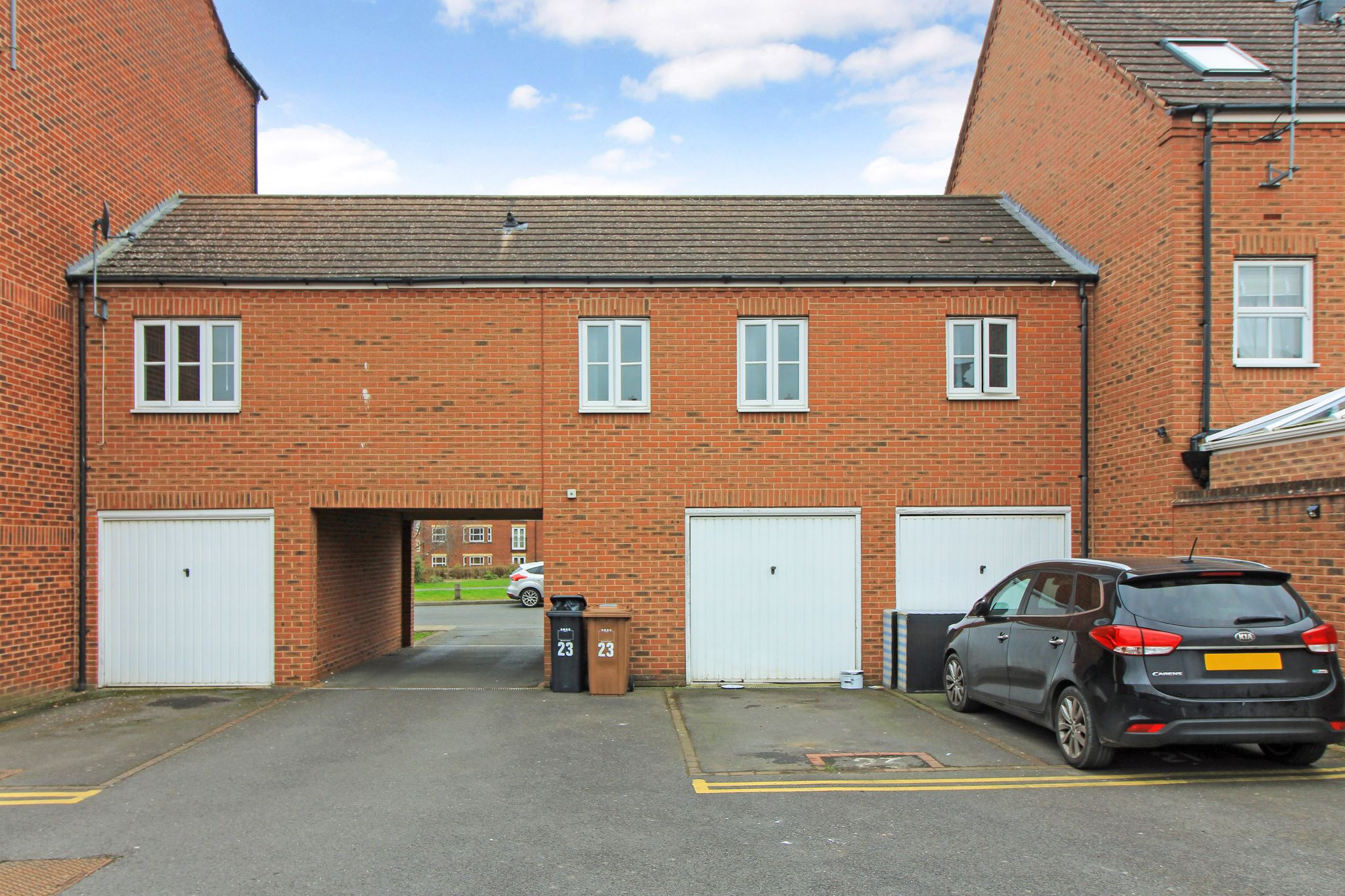 2 bedroom apartment flat/apartment SSTC in Solihull - Photograph 2.