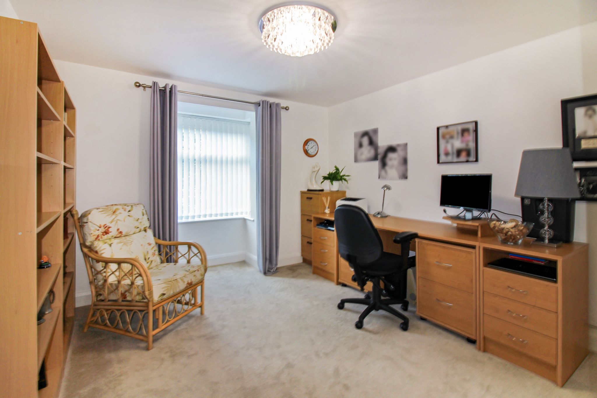 3 bedroom apartment flat/apartment SSTC in Solihull - Photograph 11.