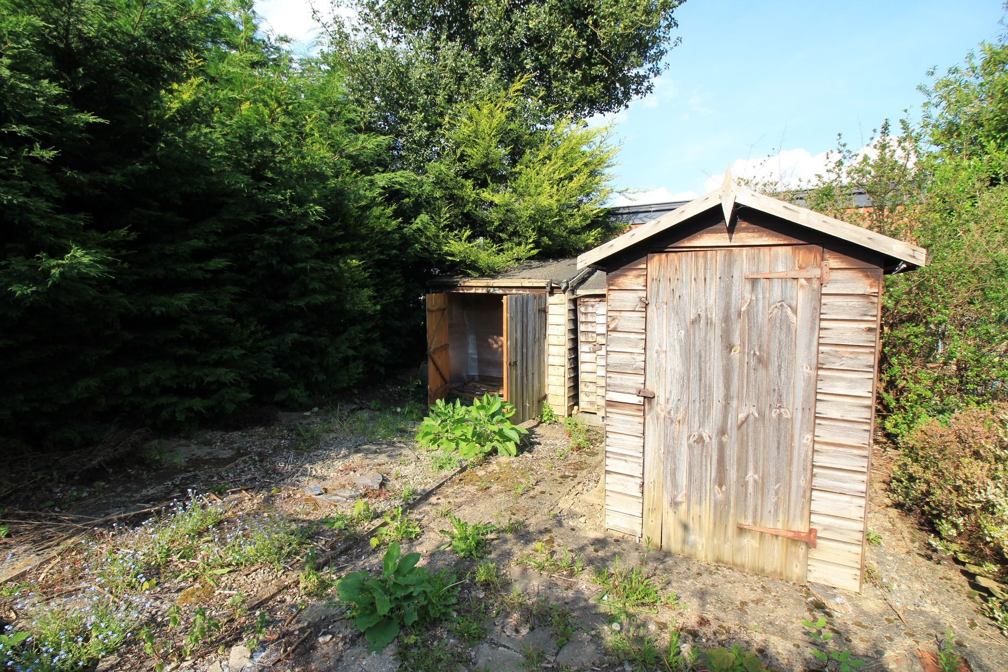 2 bedroom semi-detached house SSTC in Solihull - Photograph 4.