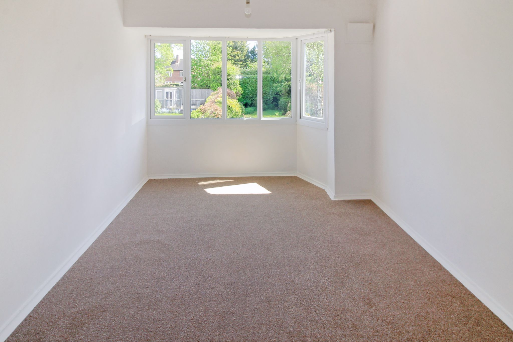 3 bedroom semi-detached house SSTC in Solihull - Photograph 10.