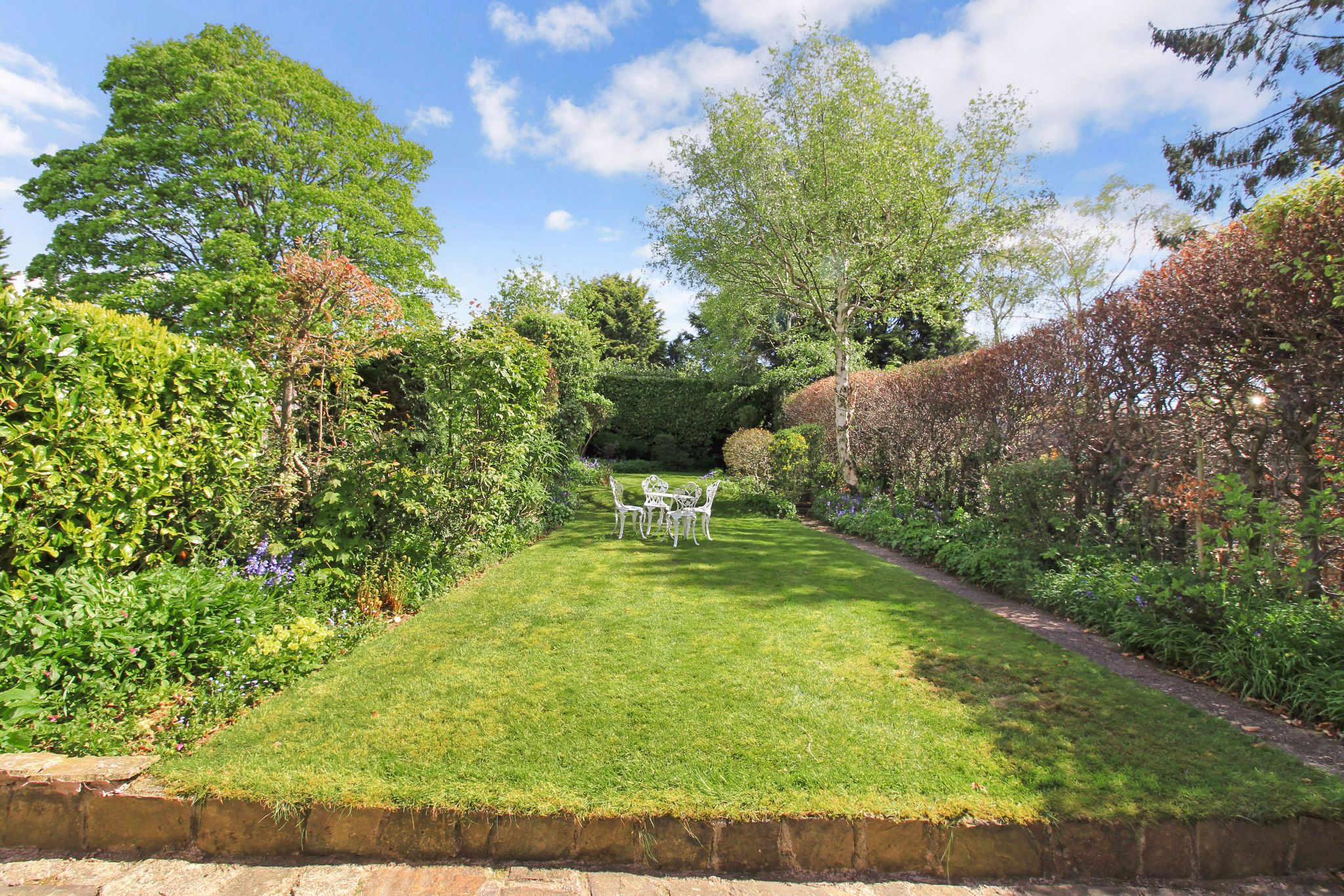 3 bedroom semi-detached house SSTC in Solihull - Photograph 2.