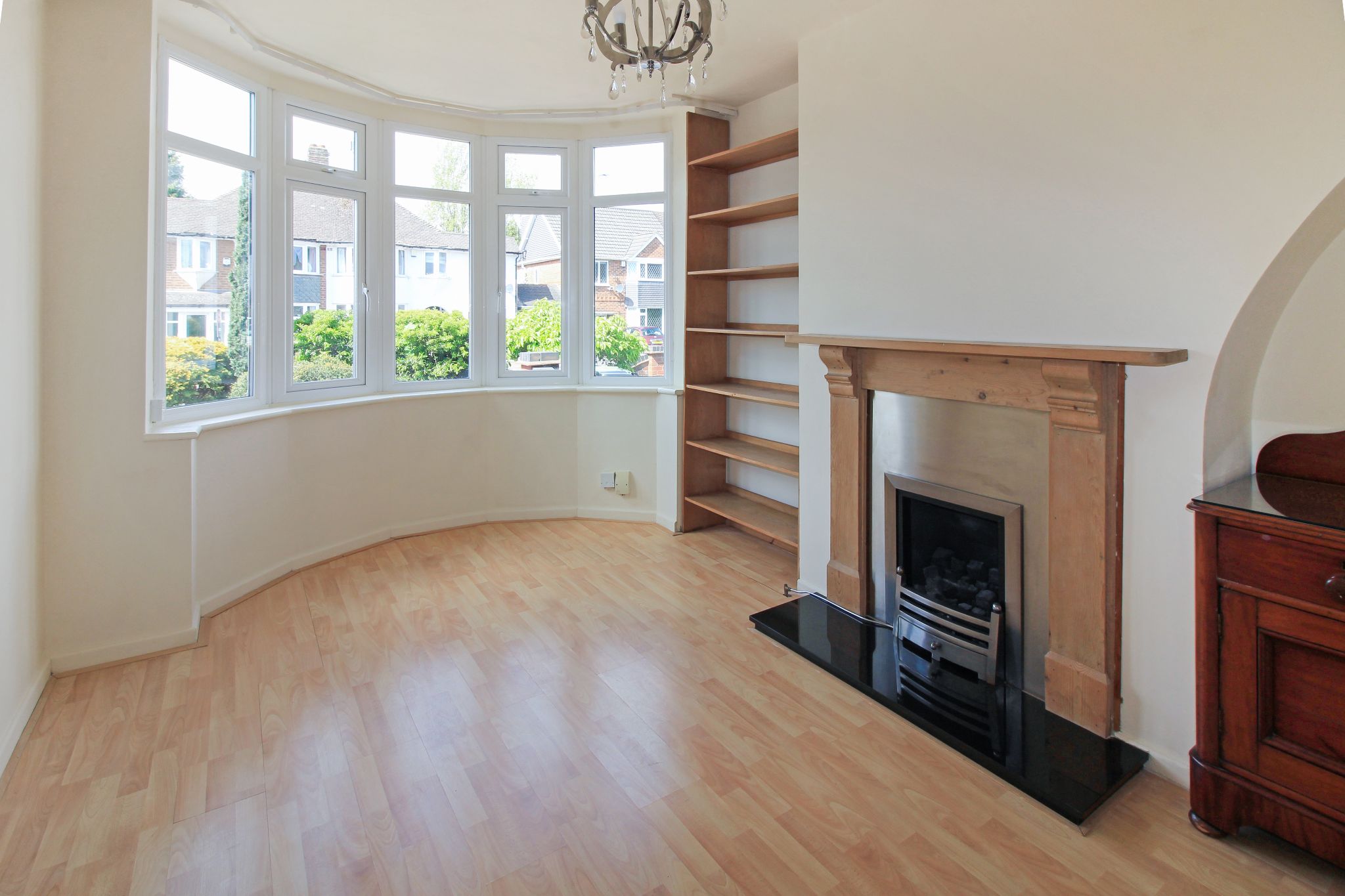 3 bedroom semi-detached house SSTC in Solihull - Photograph 3.