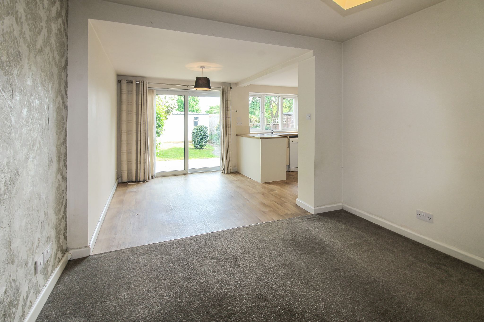 3 bedroom semi-detached house SSTC in Solihull - Photograph 5.