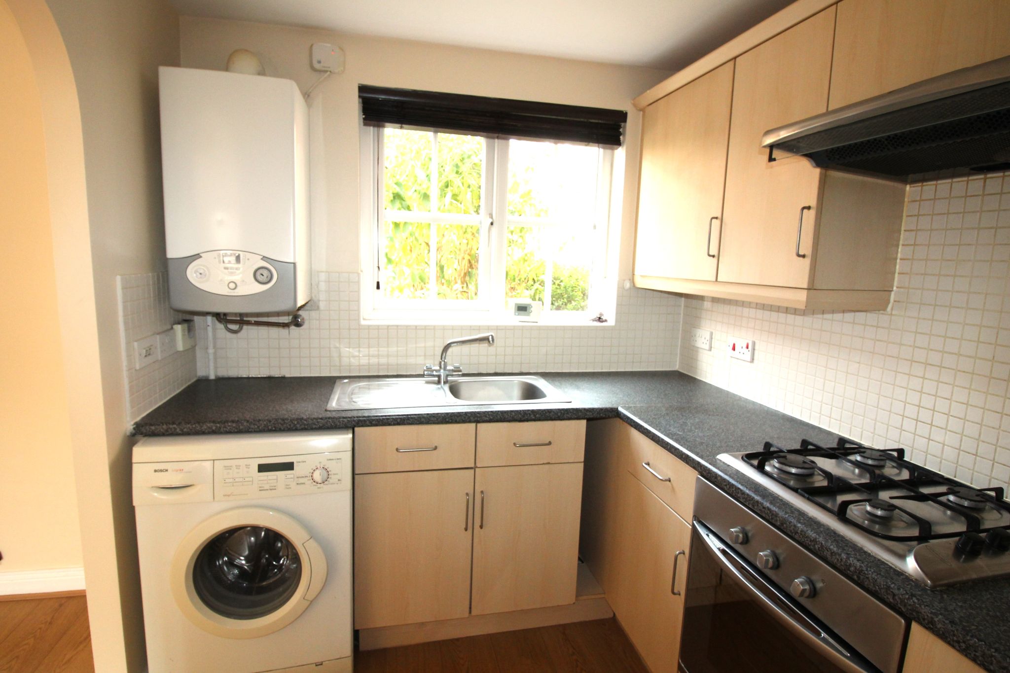 2 bedroom apartment flat/apartment To Let in Solihull - Photograph 5.