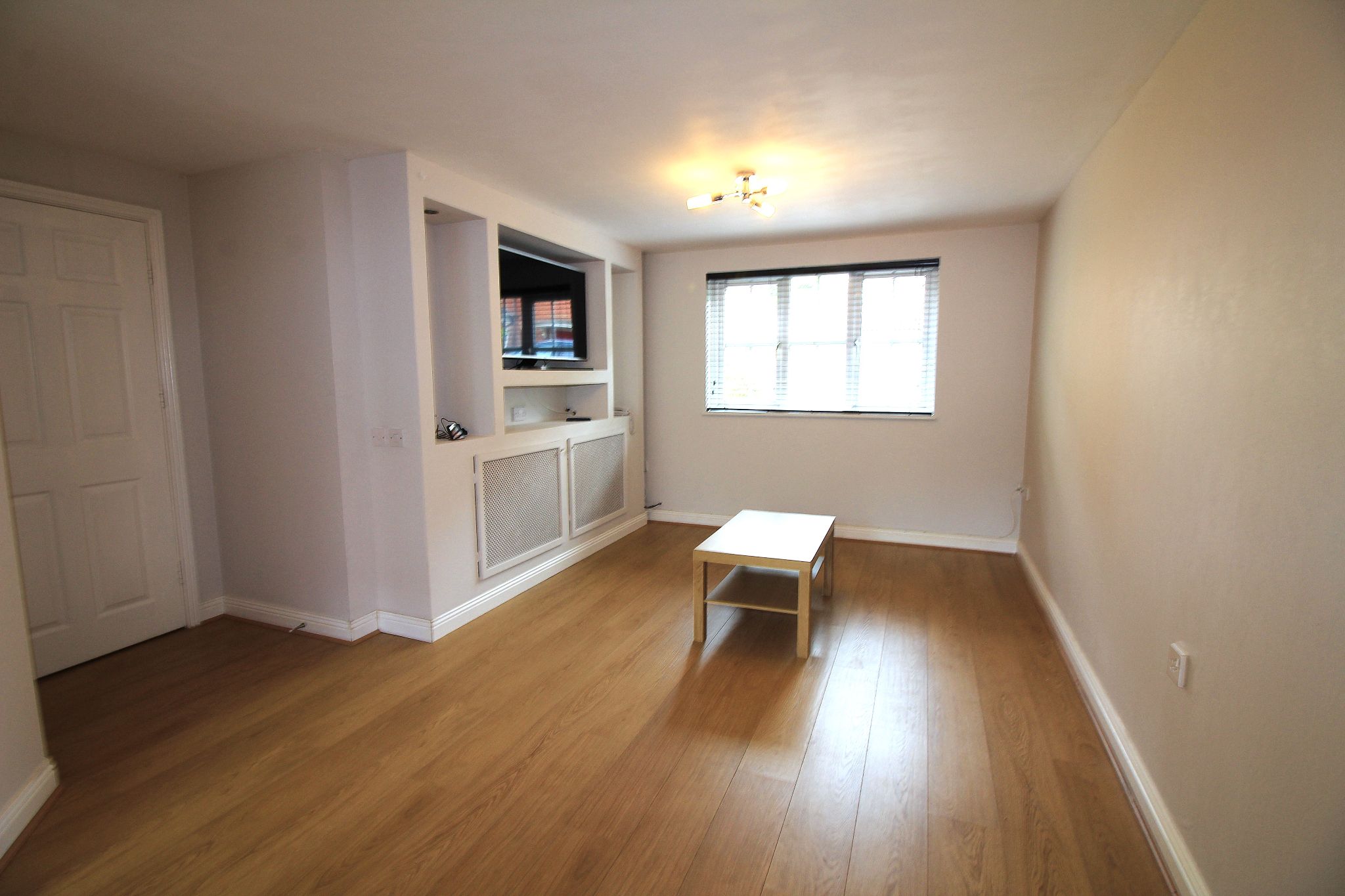 2 bedroom apartment flat/apartment Let Agreed in Solihull - Photograph 4.