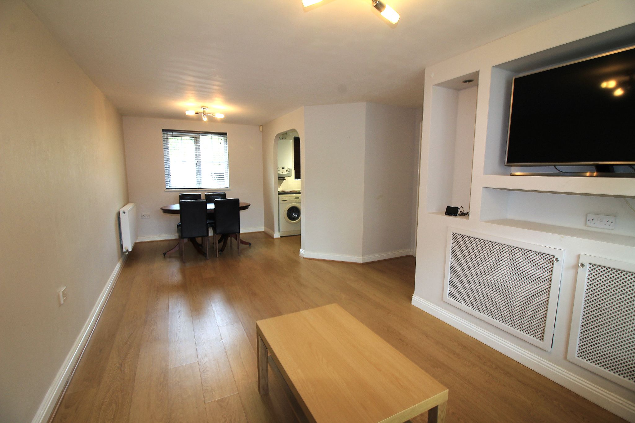 2 bedroom apartment flat/apartment Let Agreed in Solihull - Photograph 3.