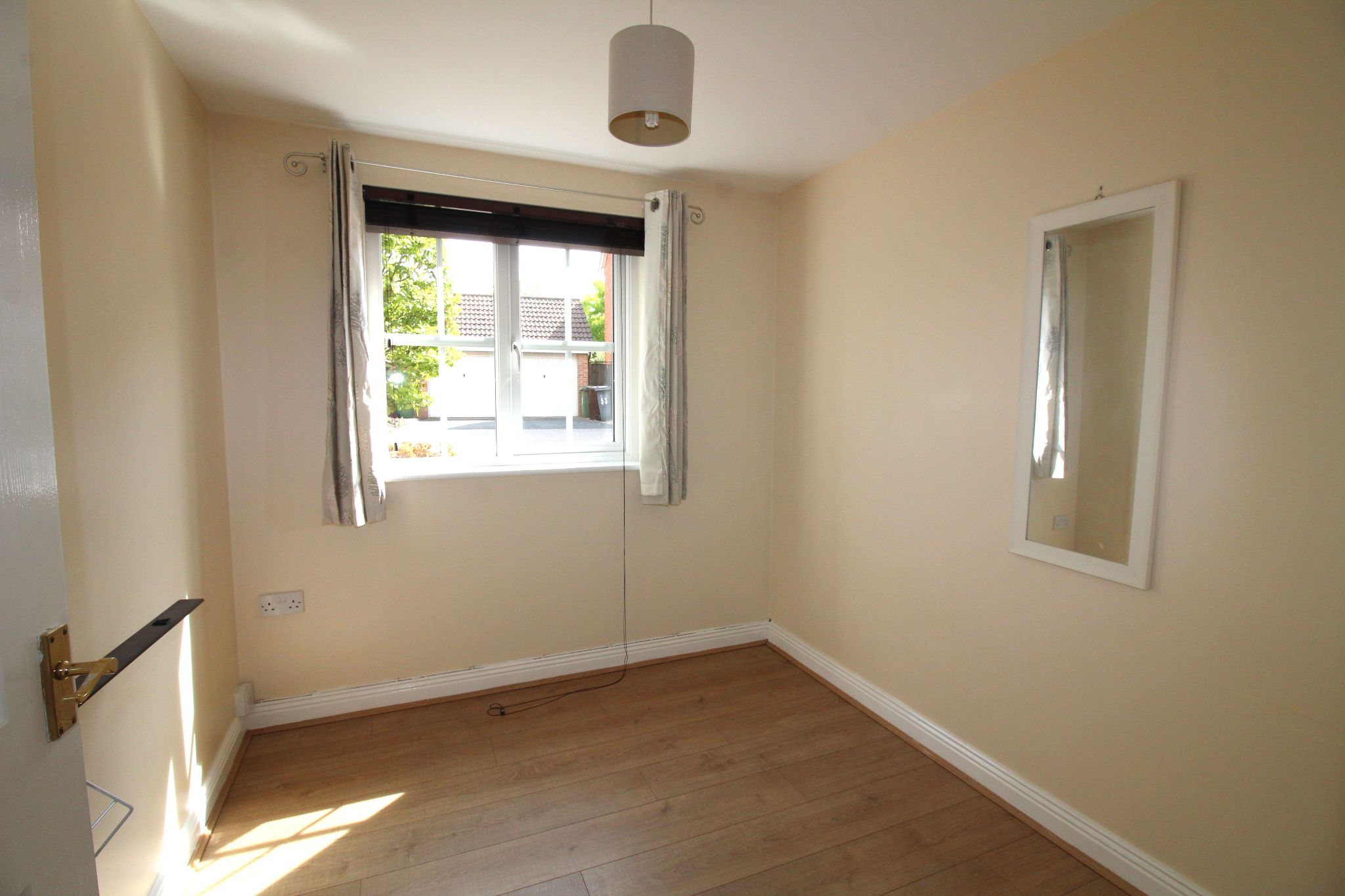 2 bedroom apartment flat/apartment To Let in Solihull - Photograph 9.