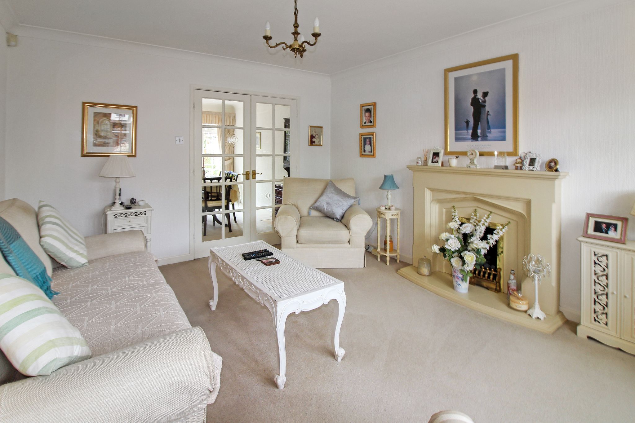 4 bedroom detached house SSTC in Solihull - Photograph 2.