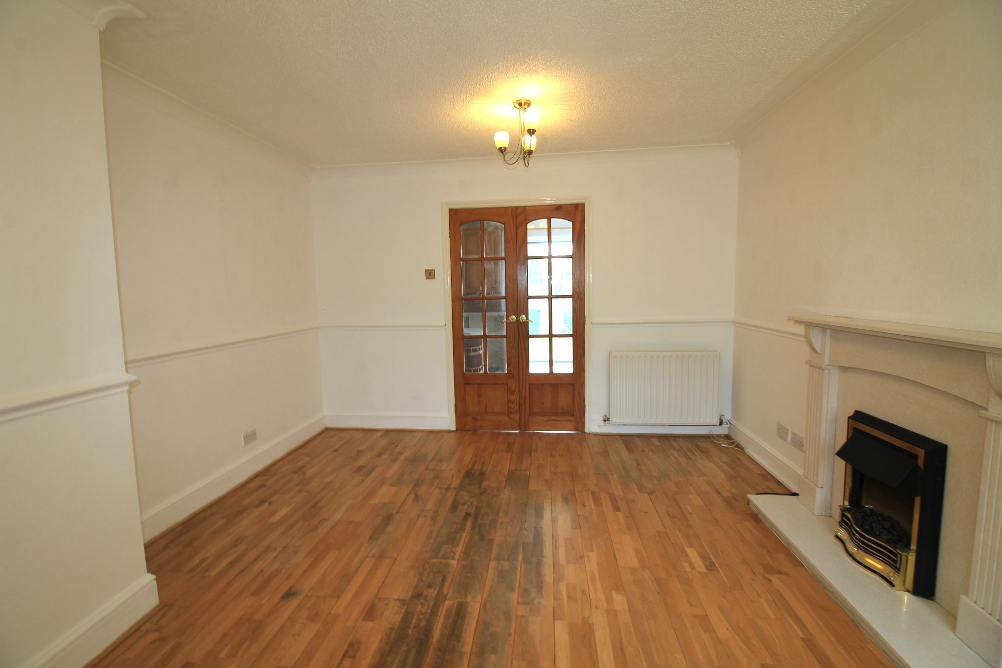 3 bedroom mid terraced house SSTC in Solihull - Photograph 3.
