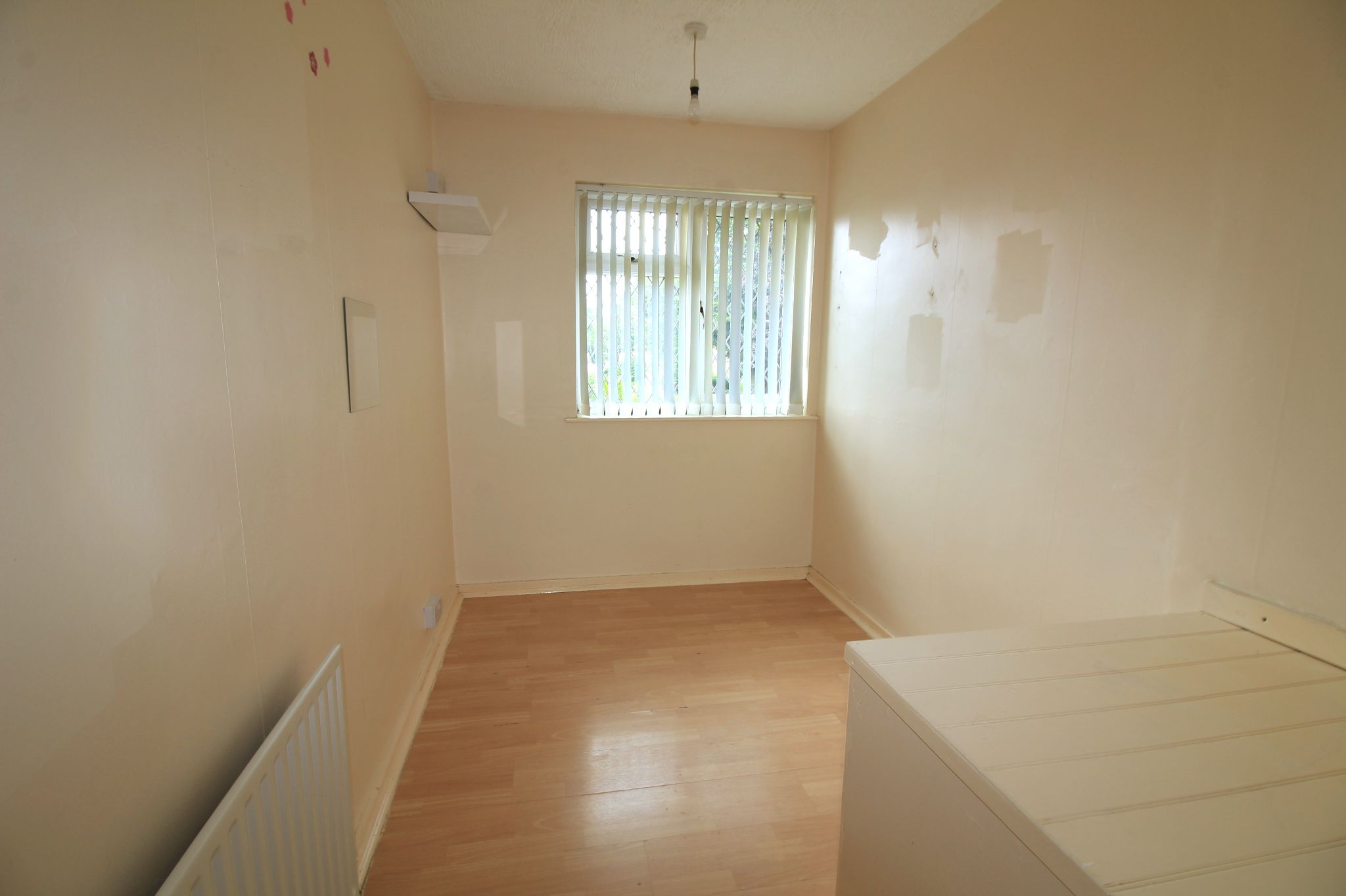 3 bedroom mid terraced house SSTC in Solihull - Photograph 9.