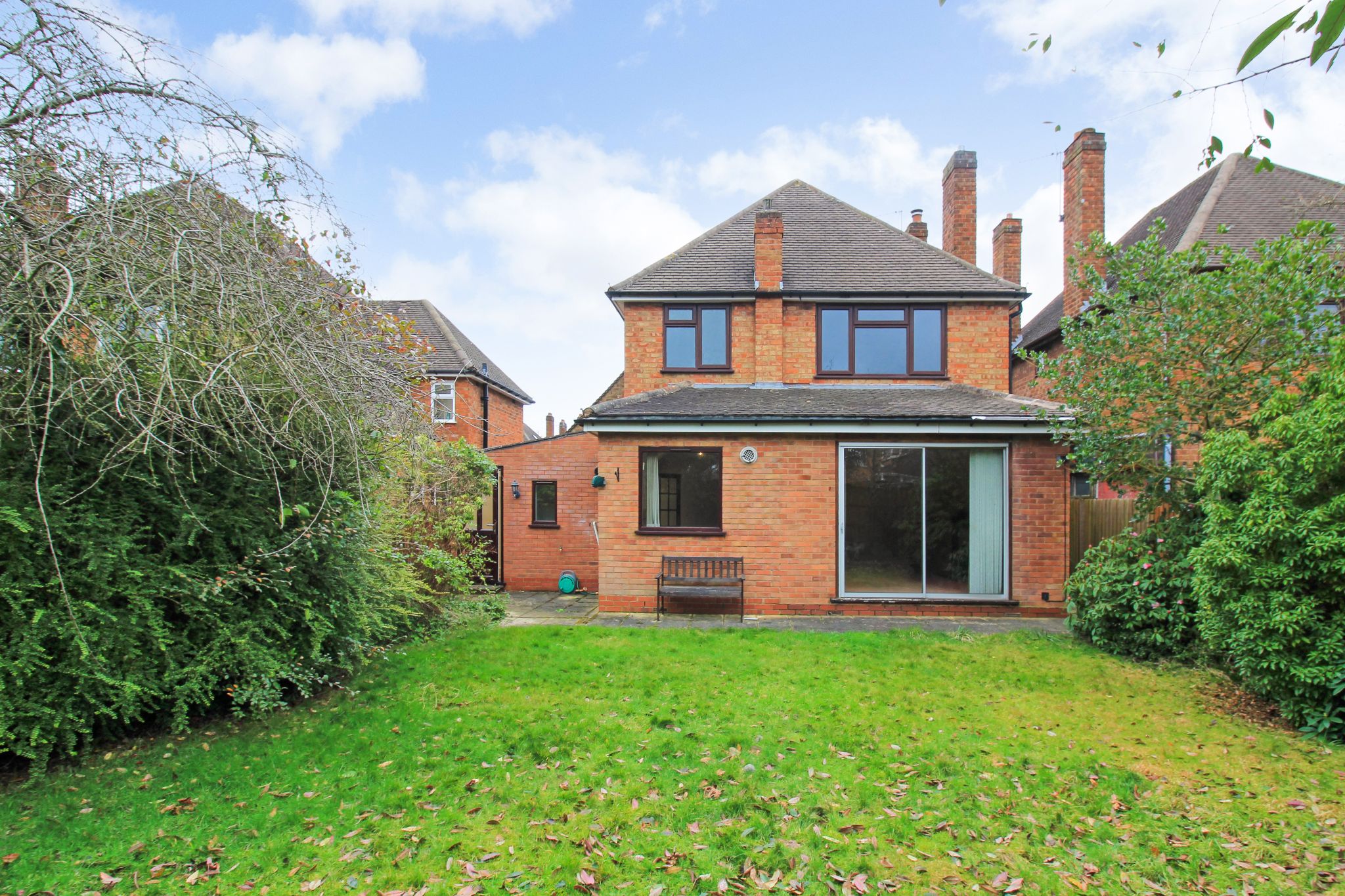 3 bedroom detached house SSTC in Solihull - Photograph 10.