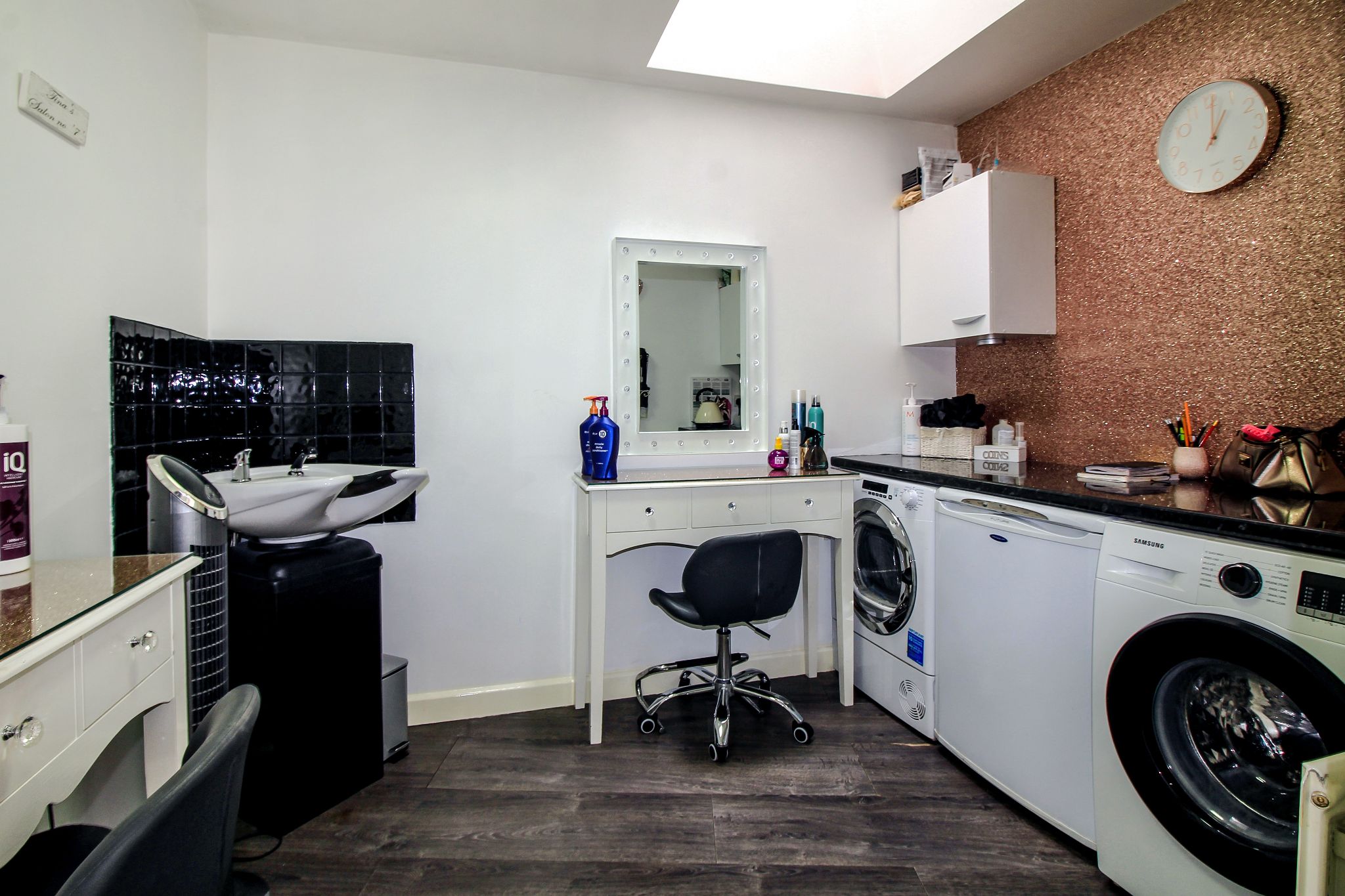 4 bedroom semi-detached house SSTC in Solihull - Utility.