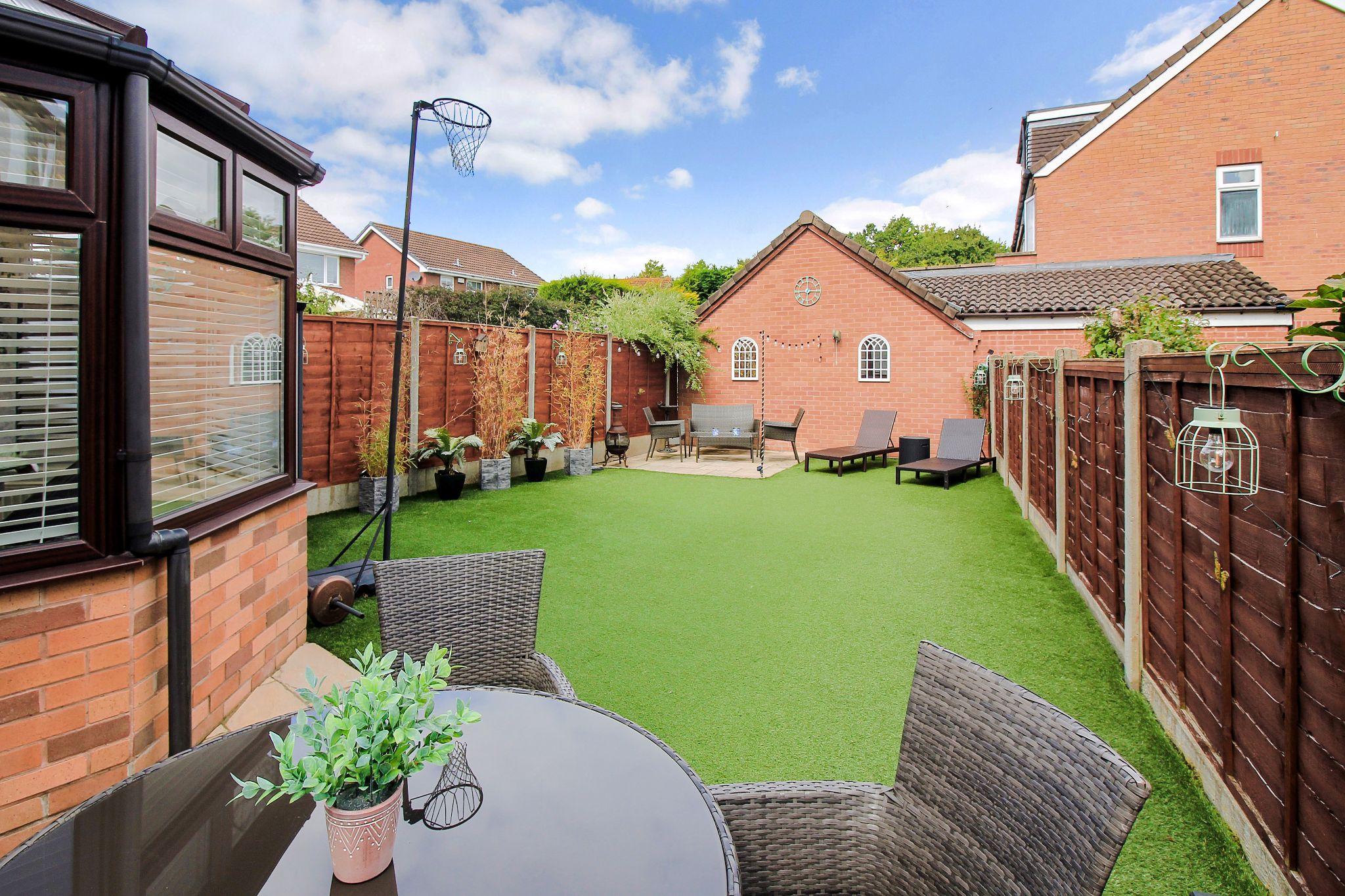 4 bedroom semi-detached house SSTC in Solihull - Garden.