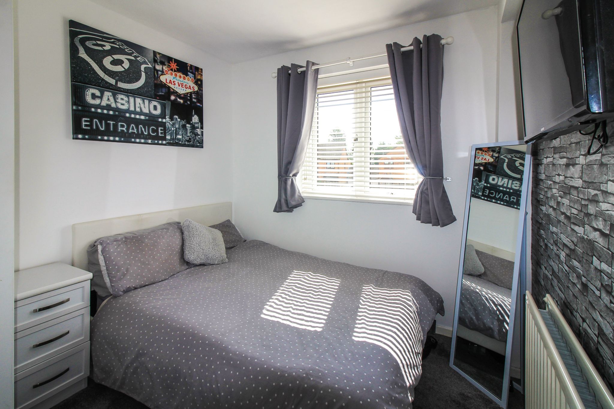4 bedroom semi-detached house SSTC in Solihull - Bedroom 4.