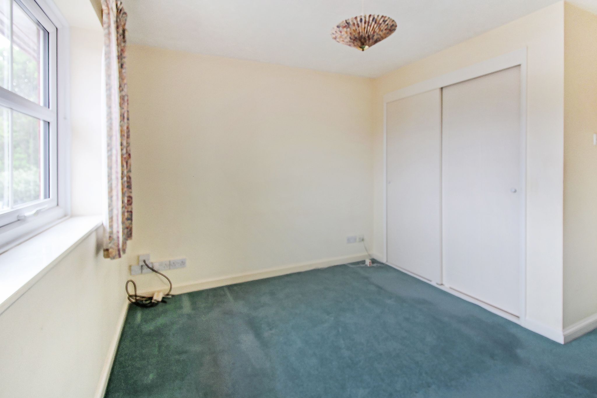 2 bedroom end terraced house SSTC in Solihull - Photograph 7.