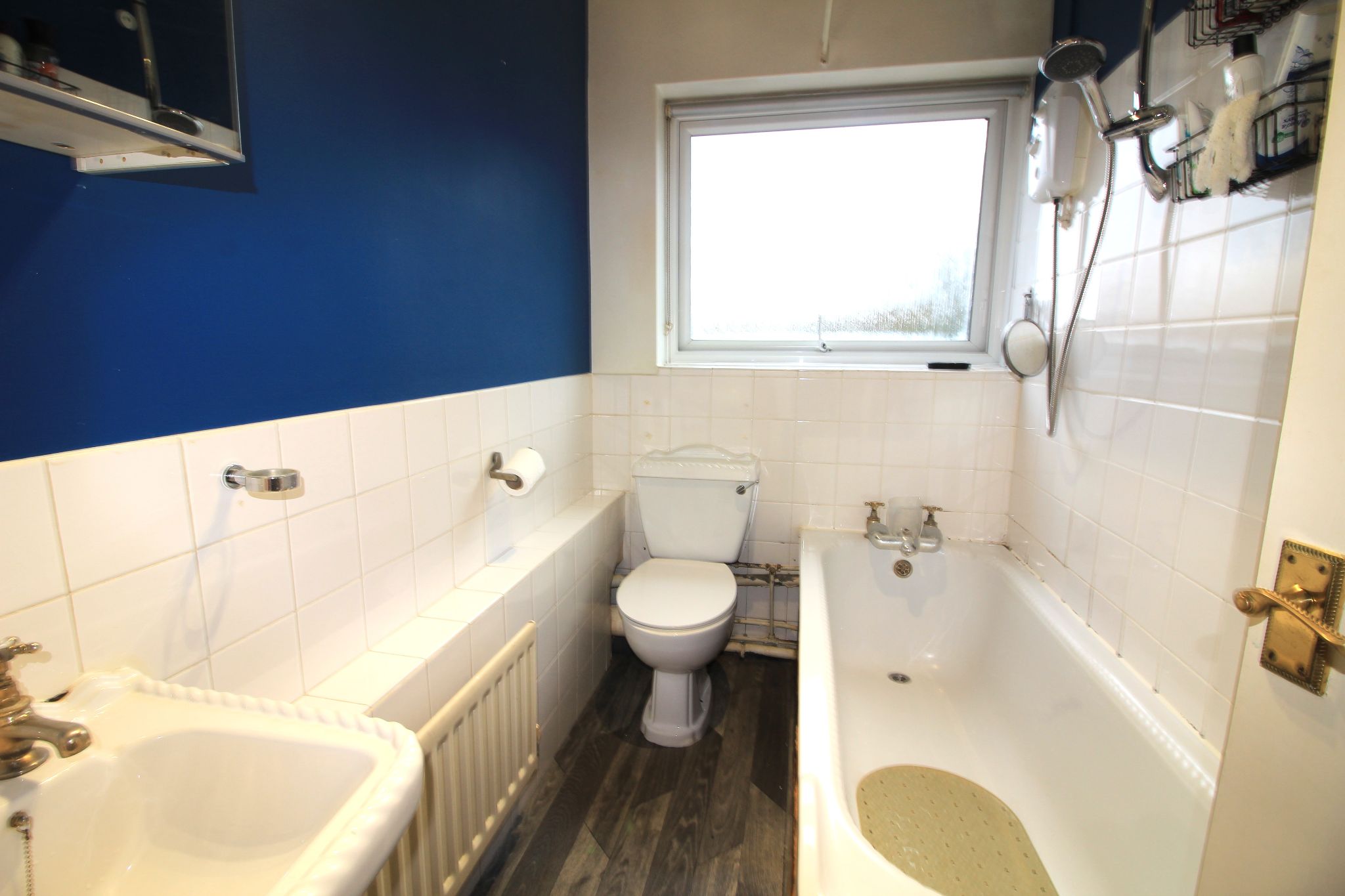 2 bedroom apartment flat/apartment SSTC in Solihull - Photograph 6.