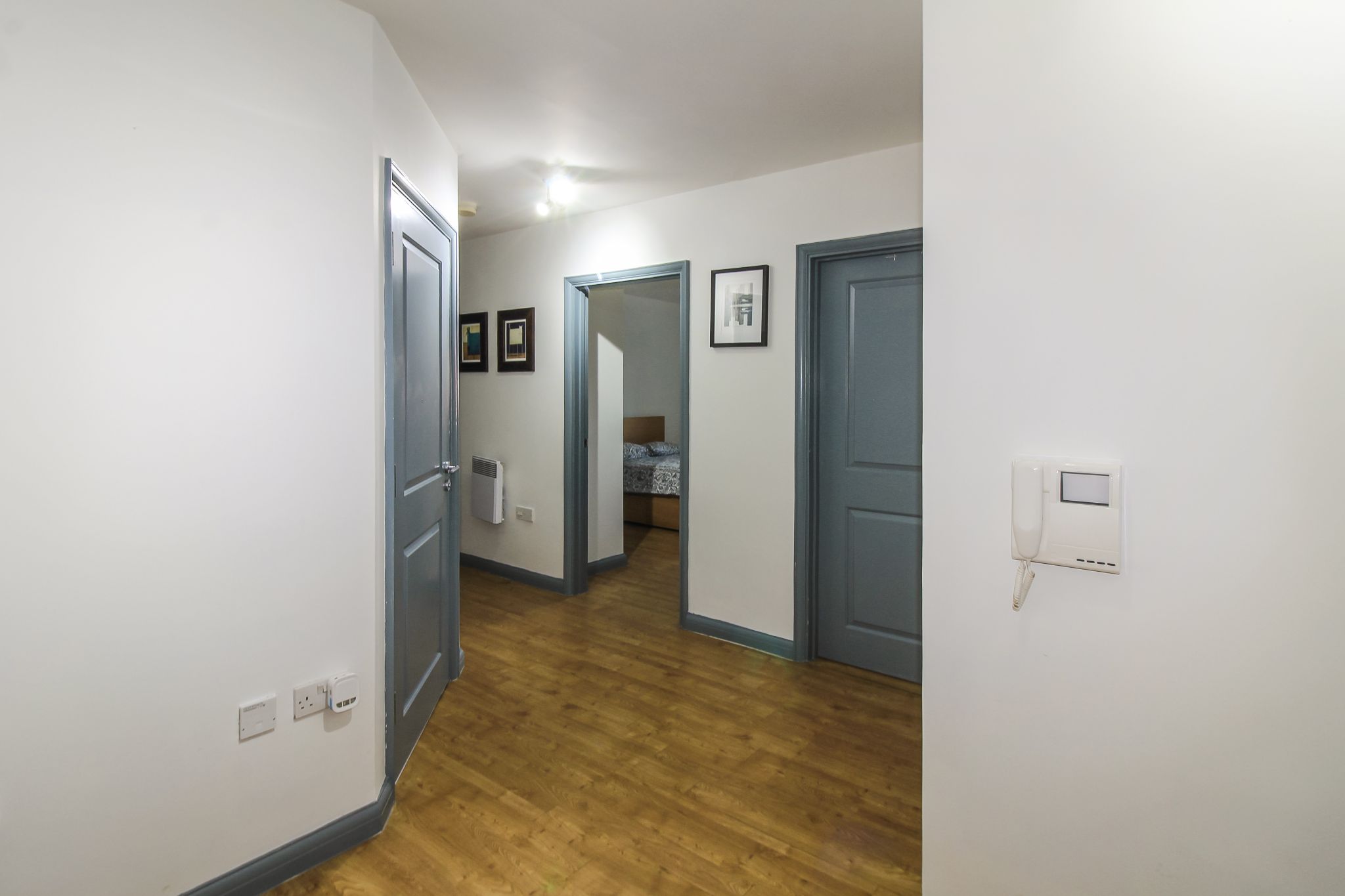 2 bedroom apartment flat/apartment For Sale in Solihull - Photograph 3.