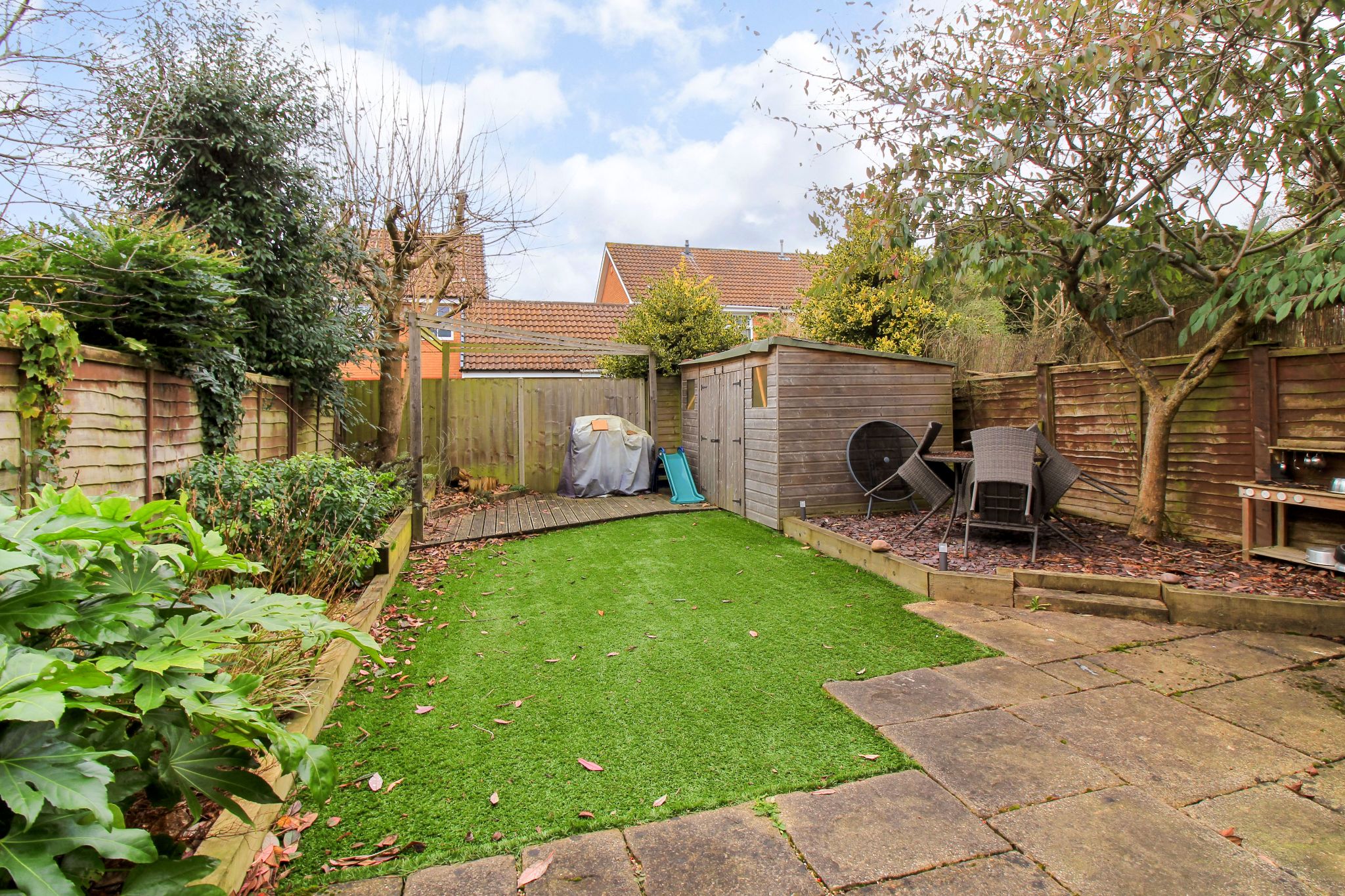 3 bedroom semi-detached house SSTC in Solihull - Photograph 7.