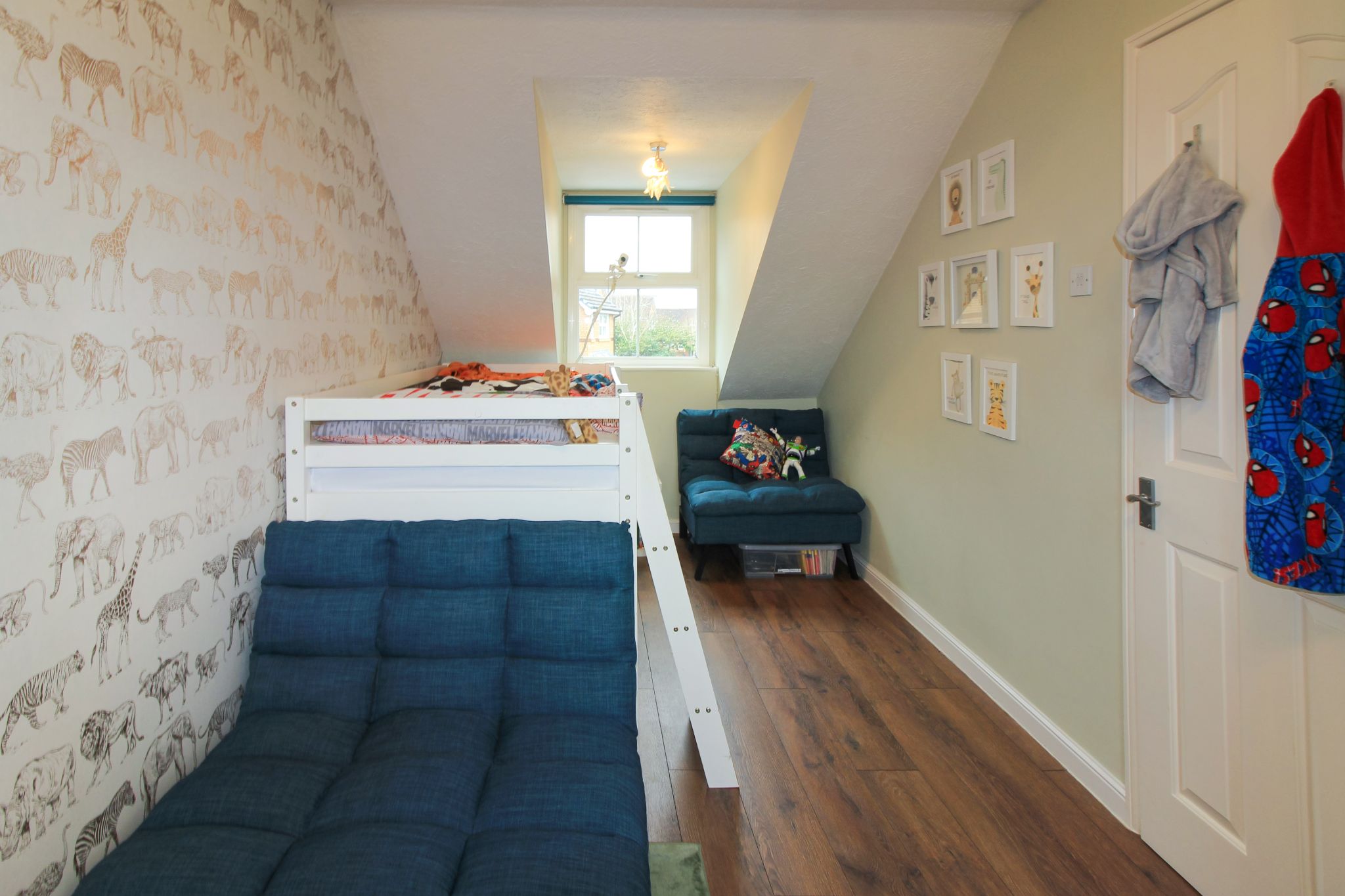3 bedroom semi-detached house SSTC in Solihull - Photograph 10.