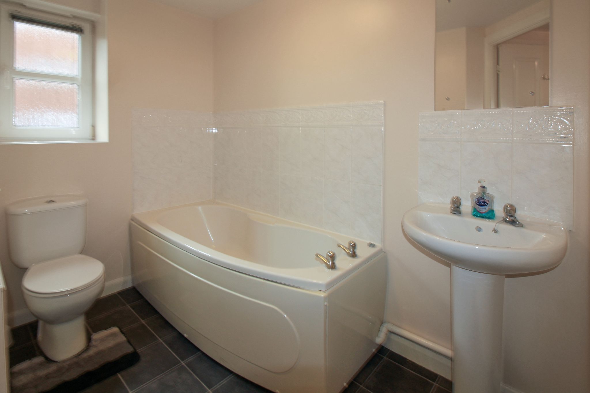 2 bedroom apartment flat/apartment SSTC in Birmingham - Photograph 7.