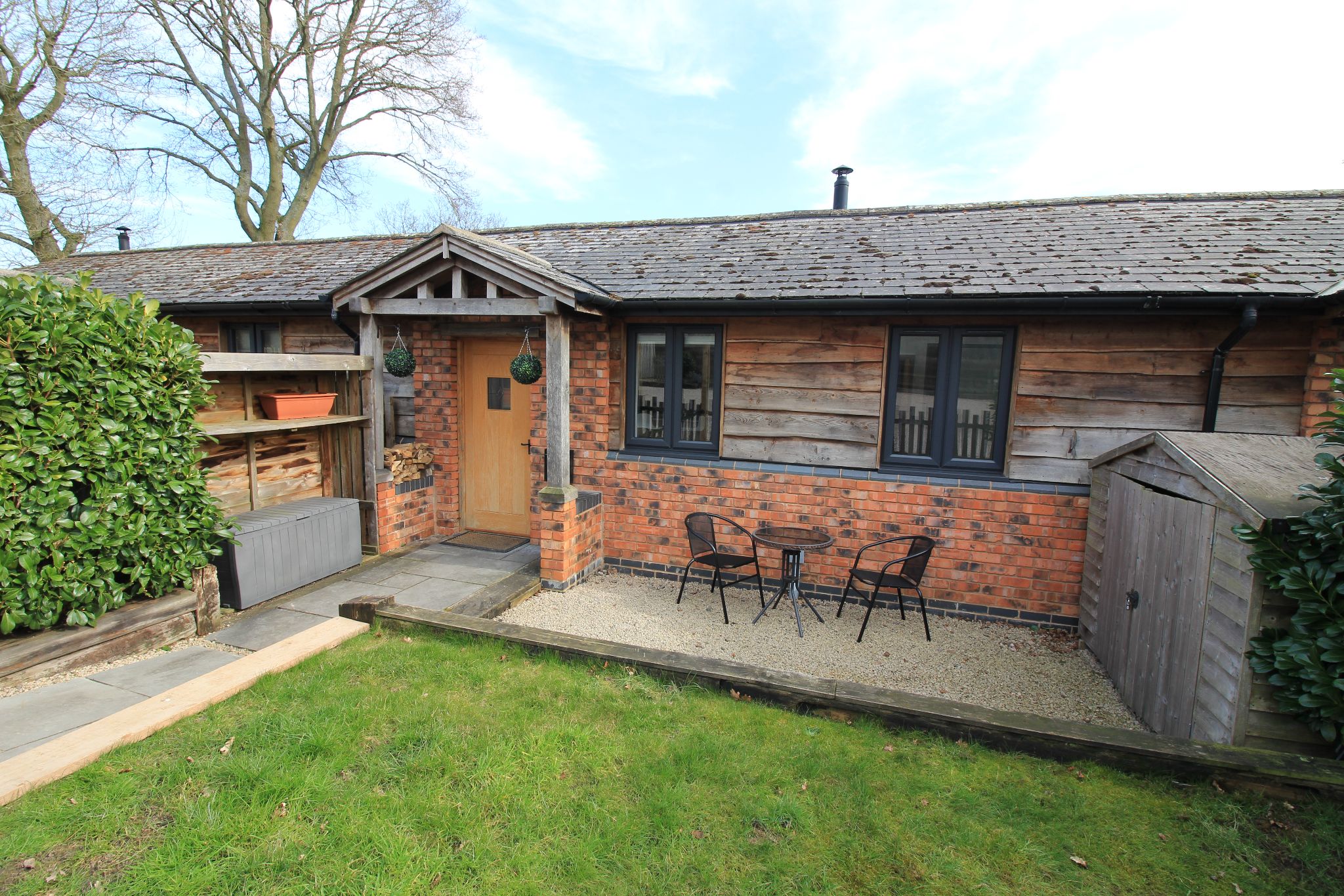 1 bedroom barn character property To Let in Solihull - Property photograph.