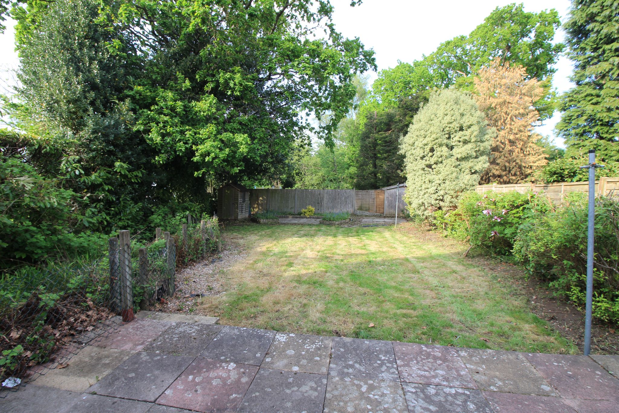 6 bedroom detached house To Let in Solihull - Photograph 12.